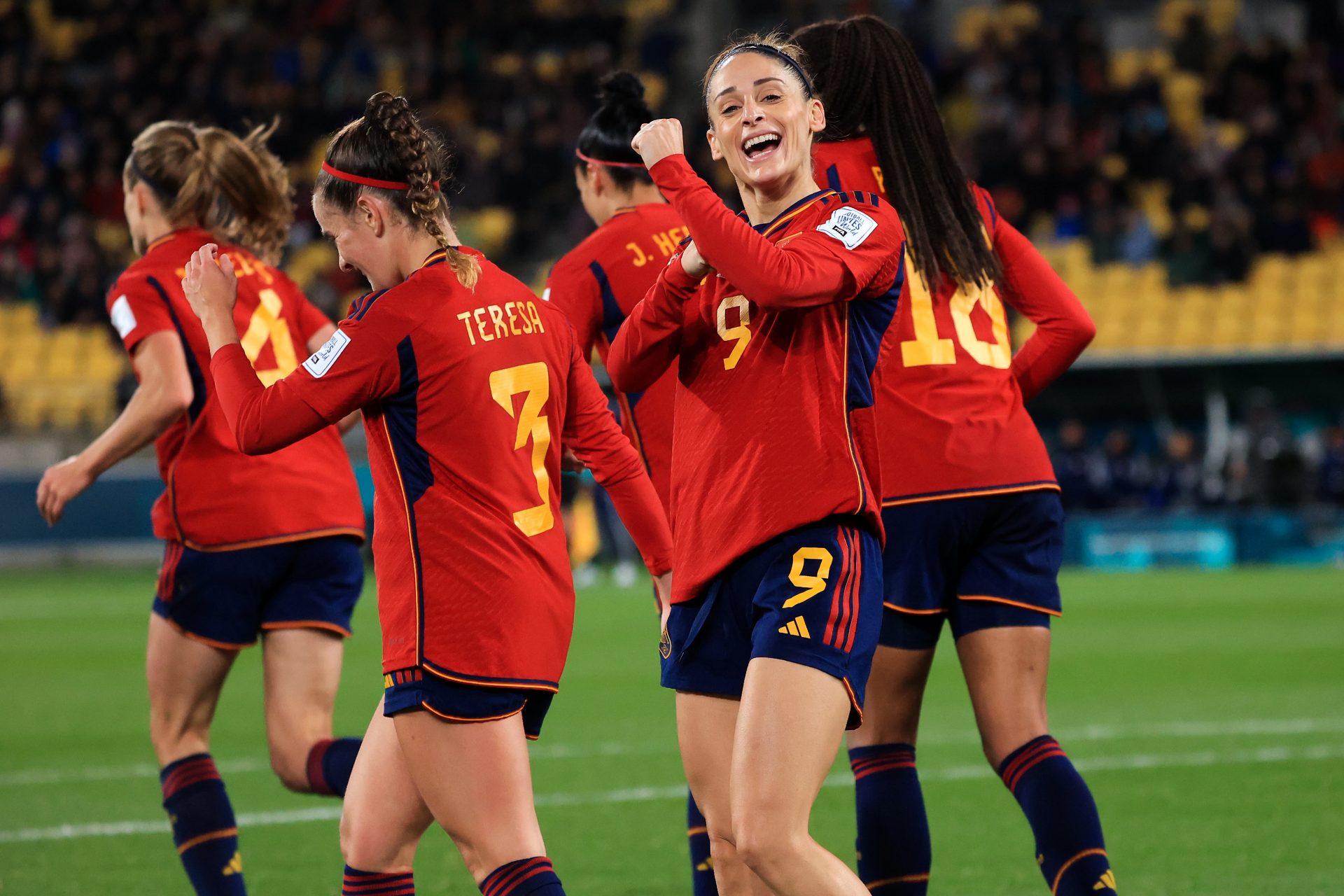 Tantos de Aitana Bonmatí y Esther González