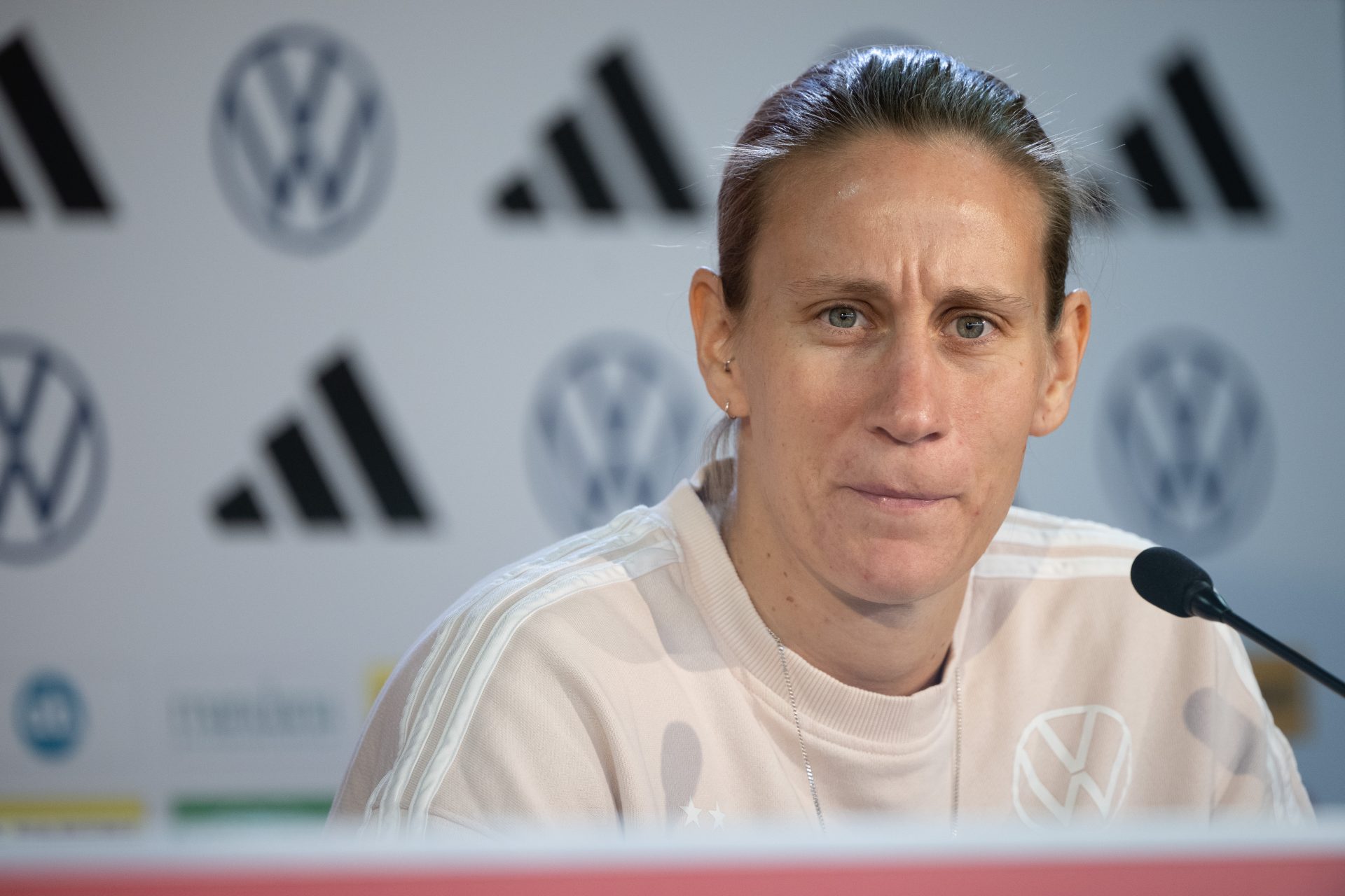 Ann-Katrin Berger : la gardienne allemande qui a battu deux fois le cancer avant la Coupe du Monde