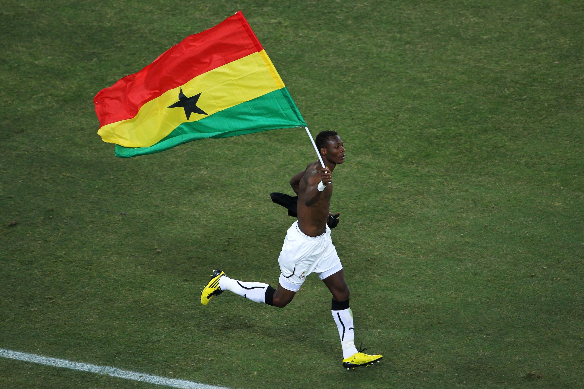 Le Ghana commence fort