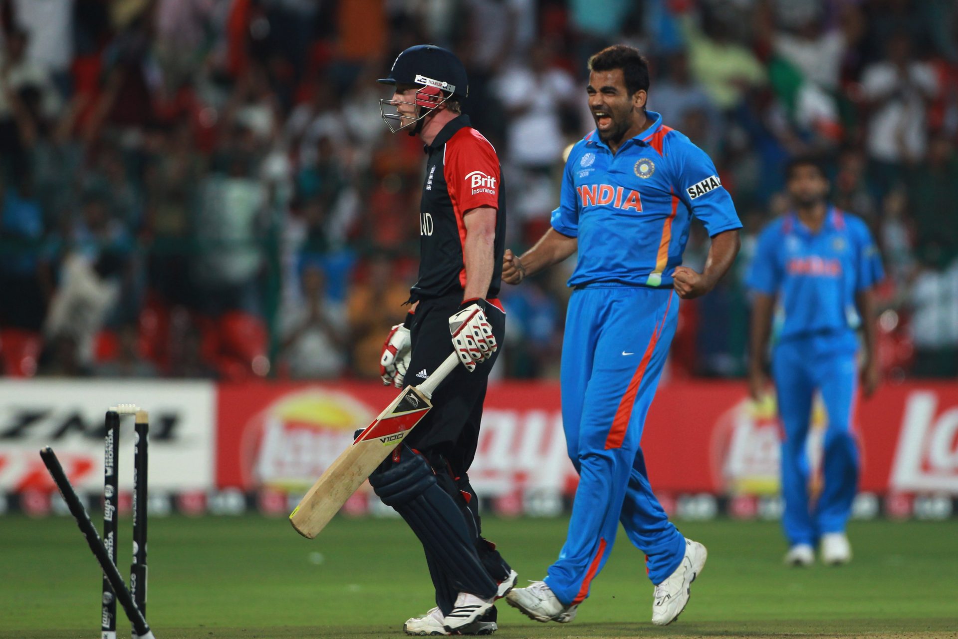 10: England tie against India 