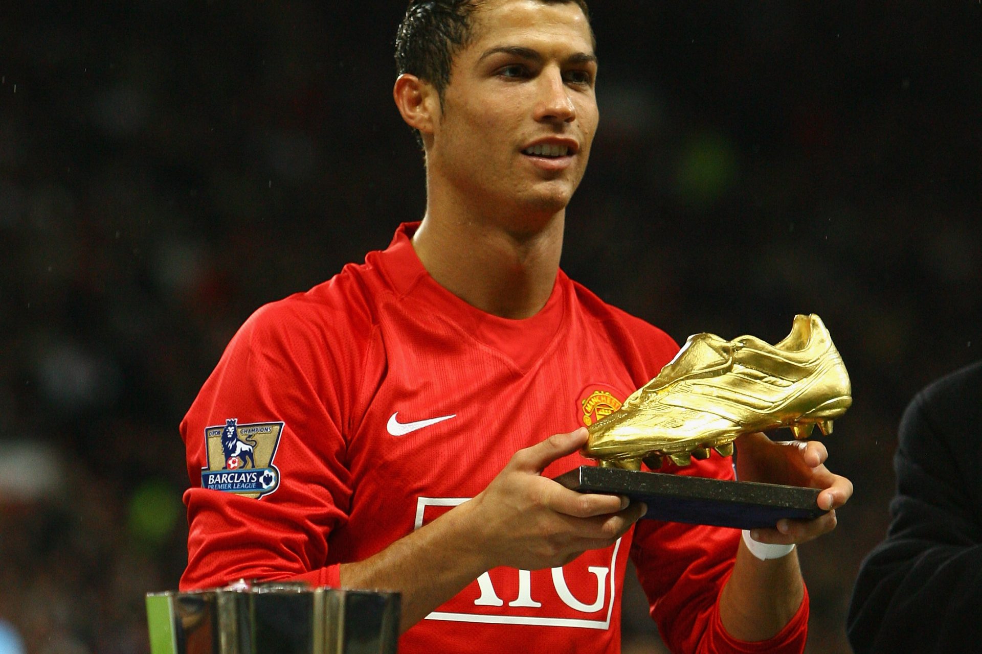 Cristiano Ronaldo (2003-2009, 2021-2022) 
