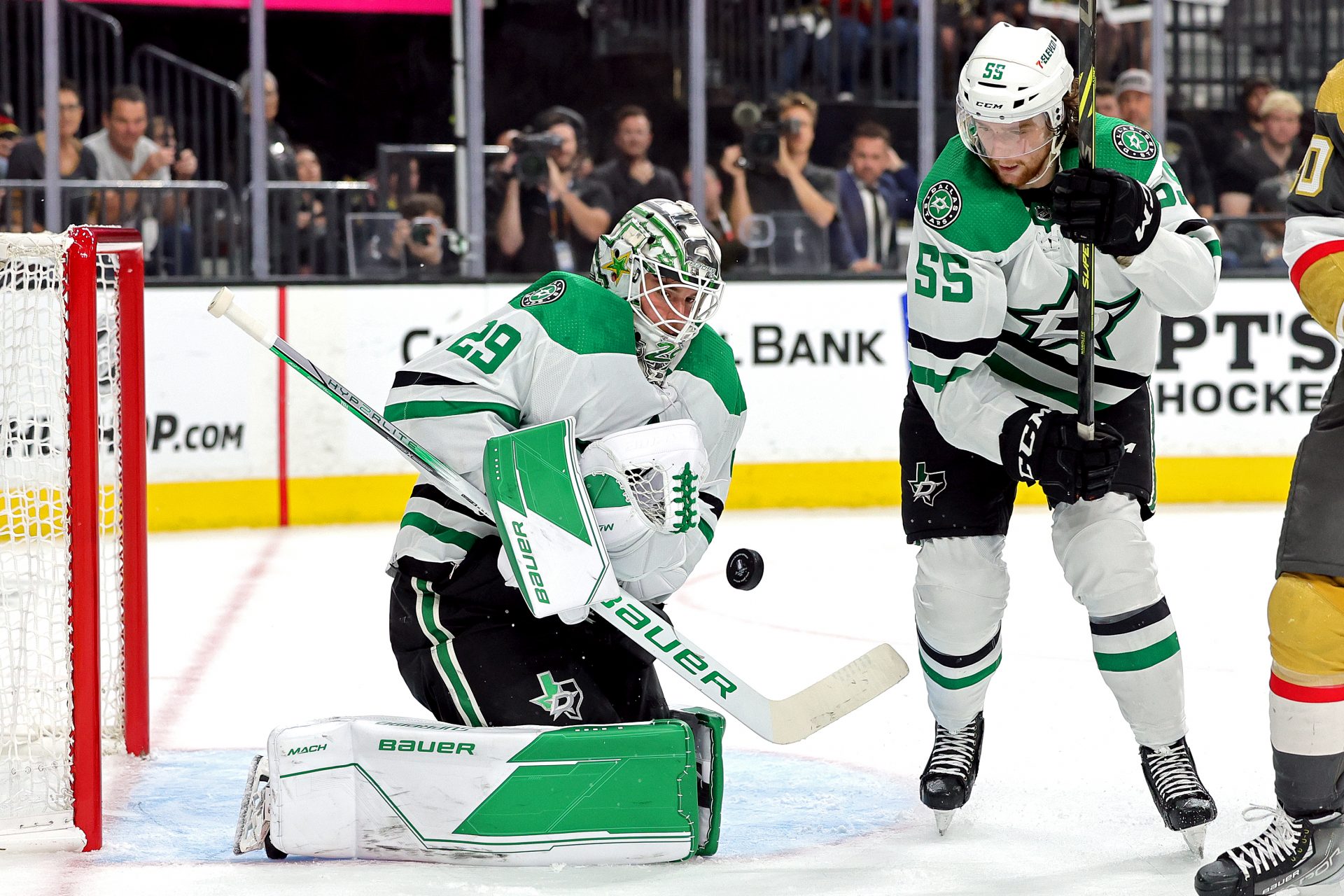 Jake Oettinger, Dallas Stars