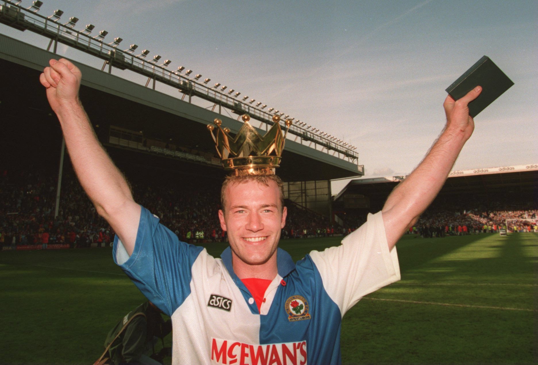 1994/95 - Blackburn Rovers over Manchester United by one point