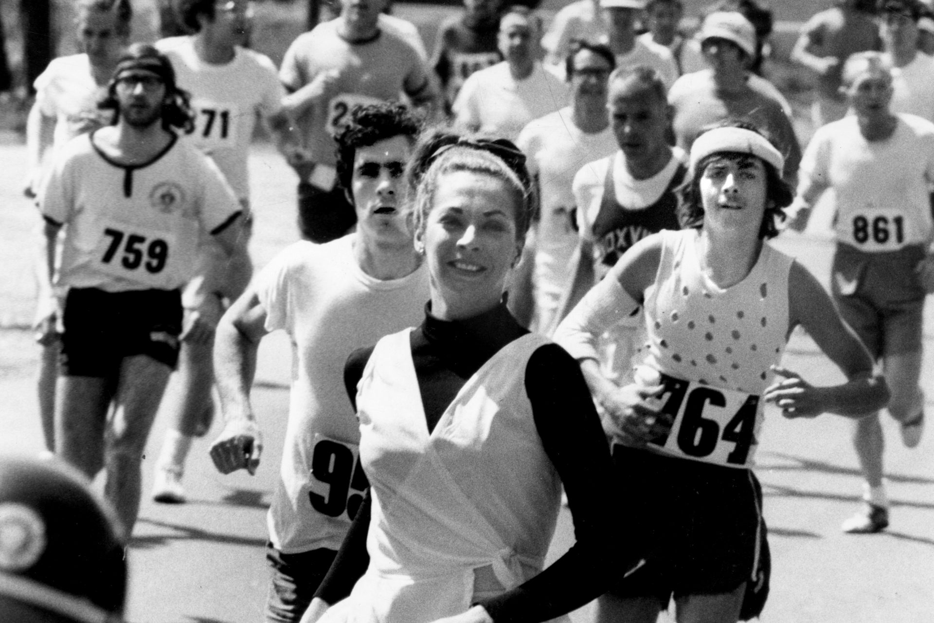 Qui est Kathrine Switzer, la première femme à avoir couru un marathon ?