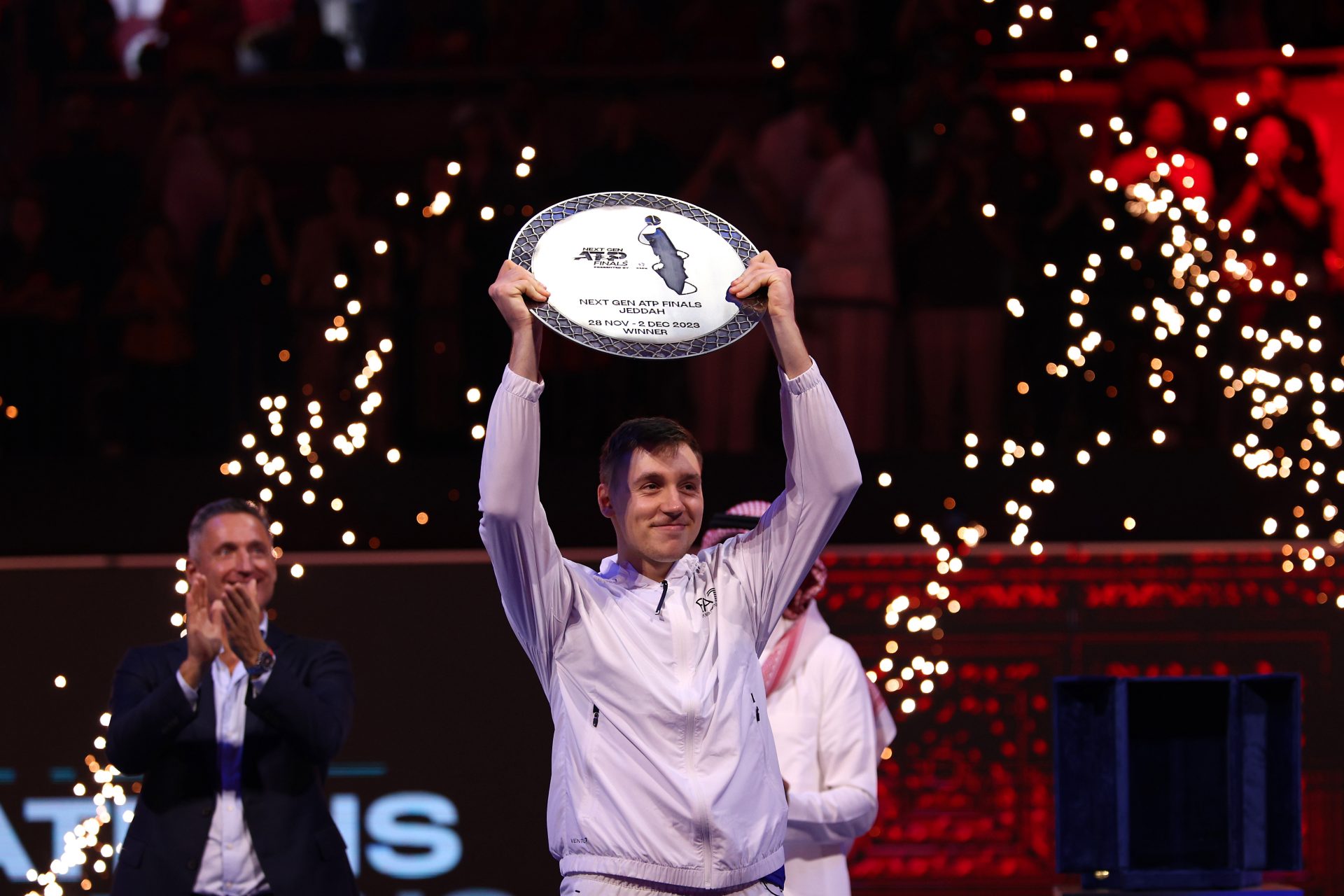 Qui est Hamad Medjedovic, le vainqueur du Masters Next Gen, héritier de Novak Djokovic ?