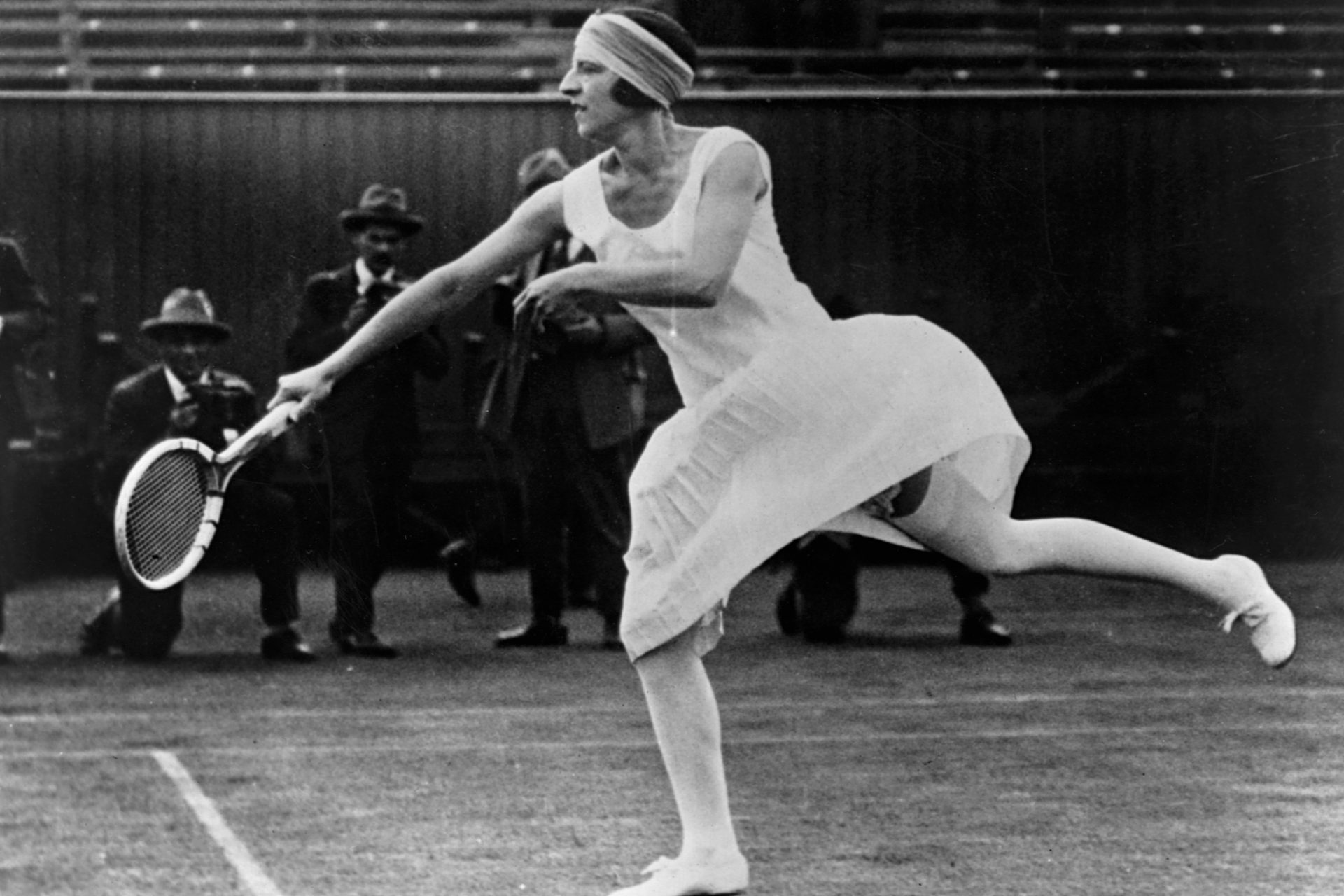 Suzanne Lenglen, une pionnière du tennis féminin mondial