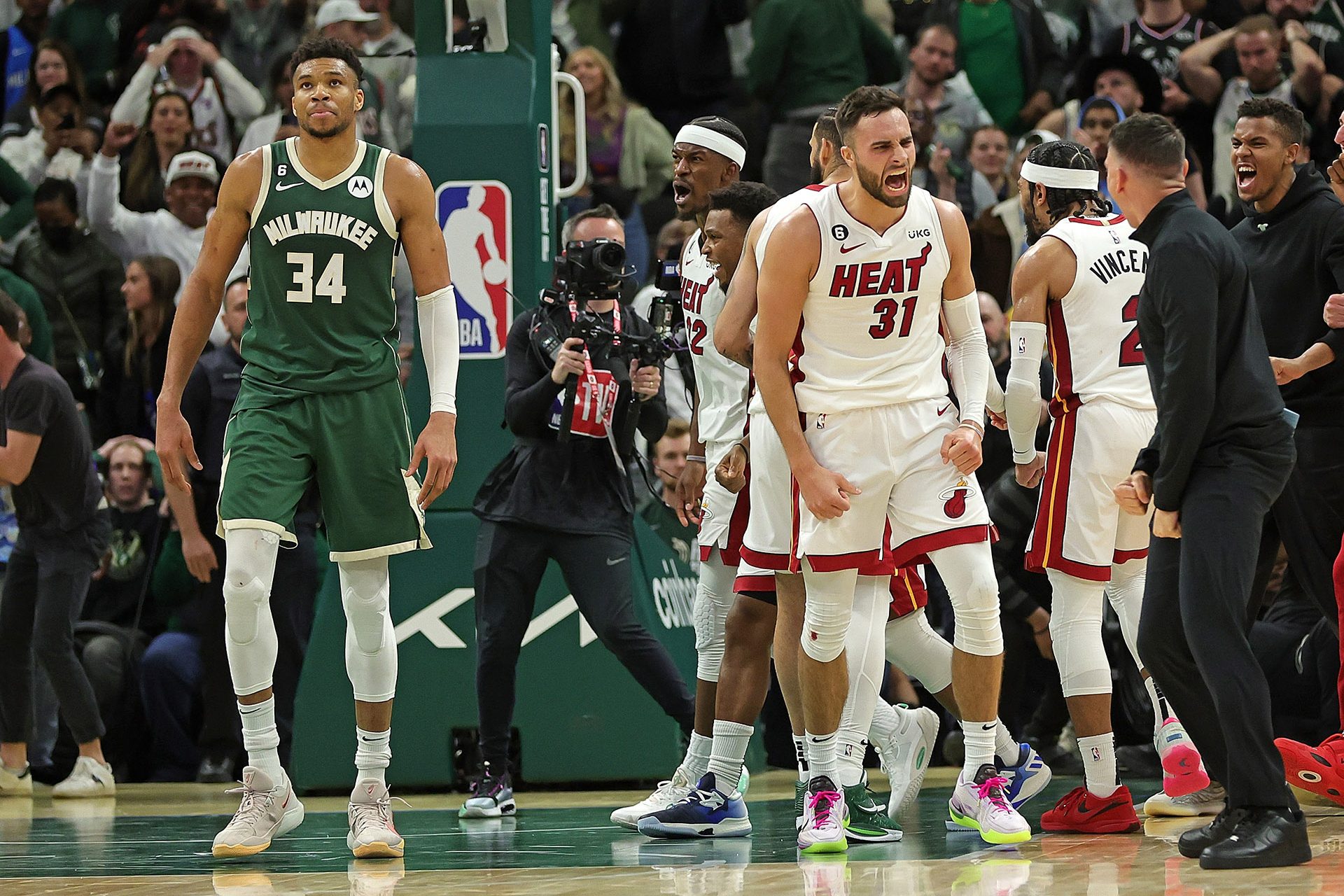 Basketball: Bucks, die Besten der regulären Saison, zum ersten Mal außer Gefecht gesetzt