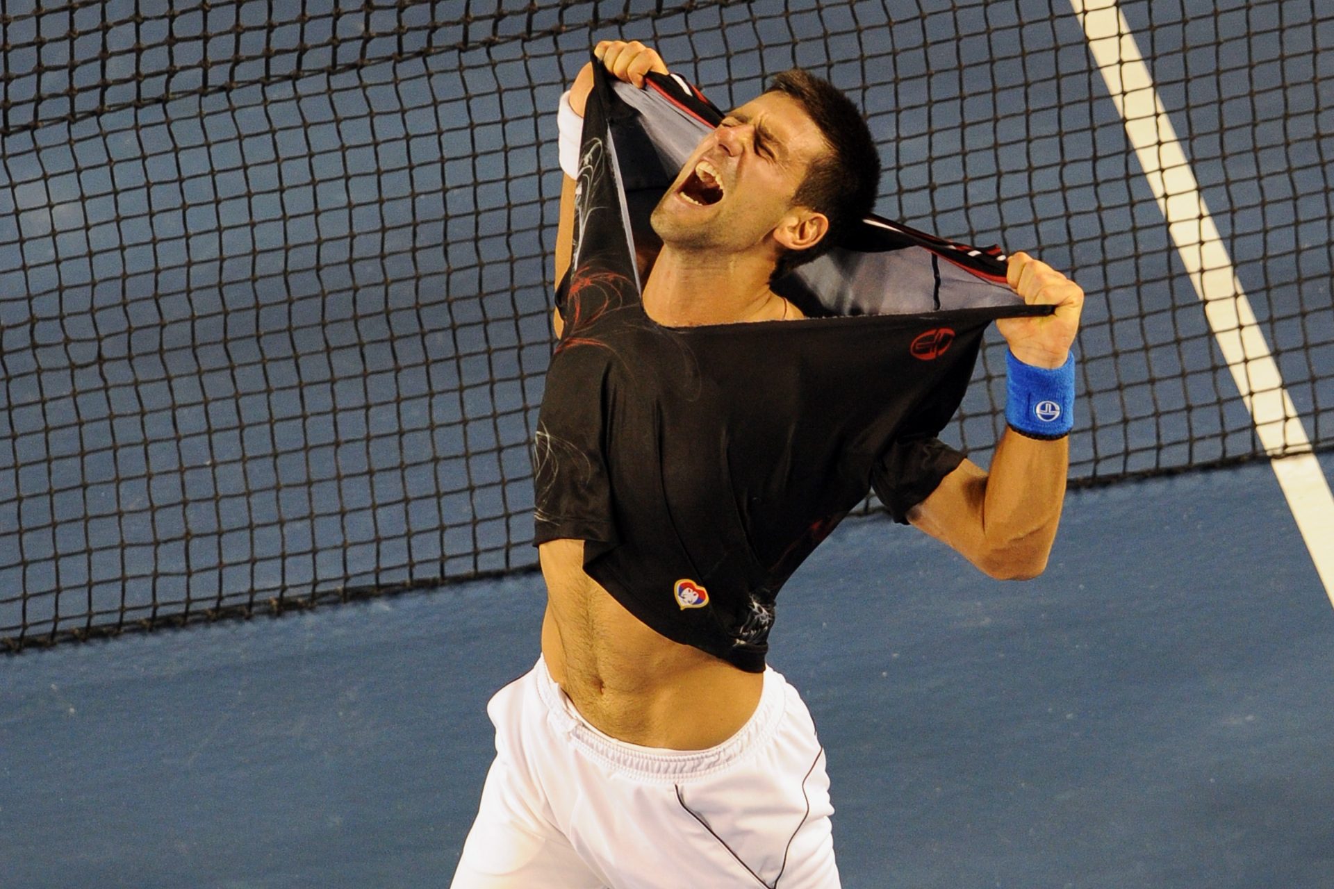 Djokovic fait craquer Nadal