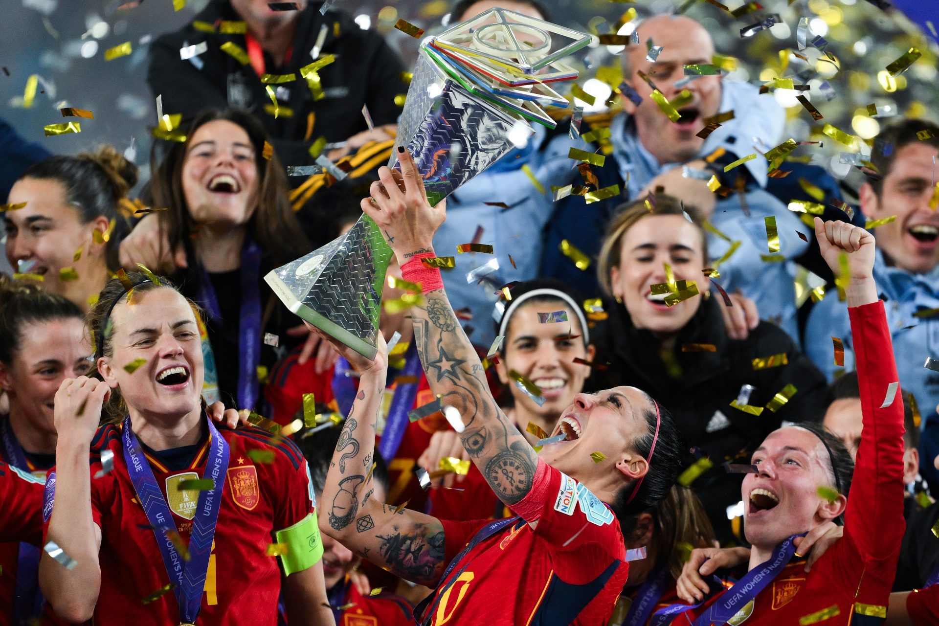 Spanien gewinnt die UEFA Women's Nations League und es gibt tausend Memes!