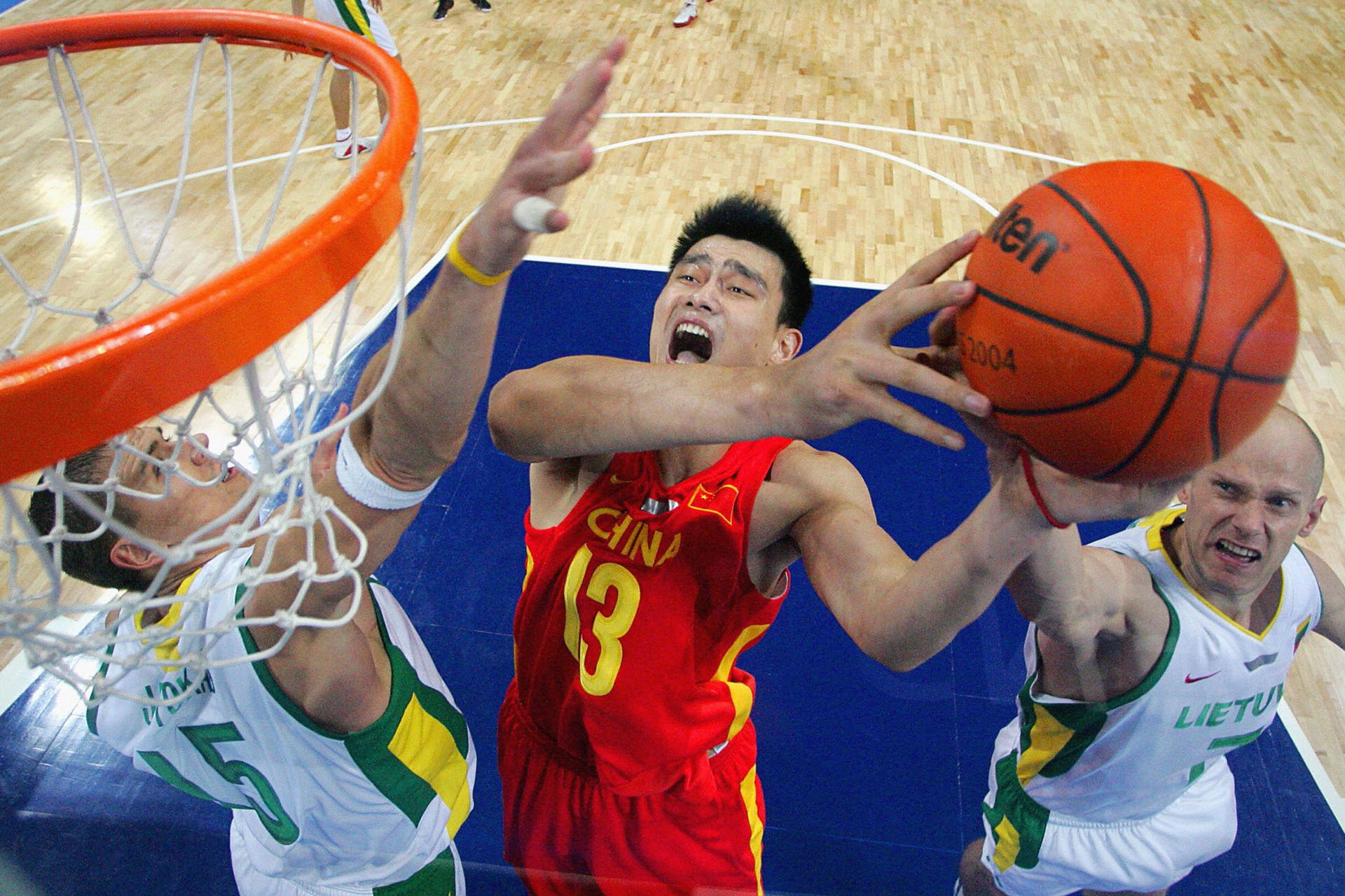 Estrella del baloncesto chino y mundial