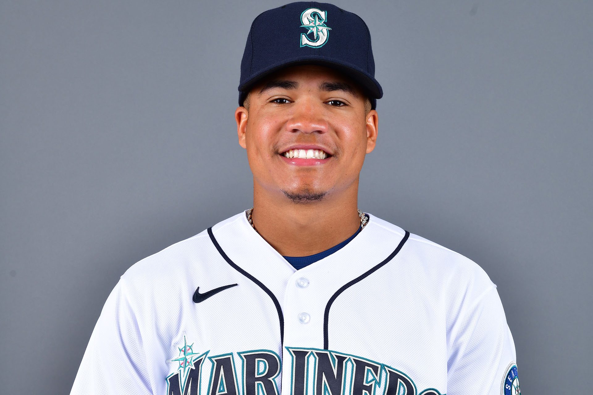 Su primer contrato profesional con los Seattle Mariners