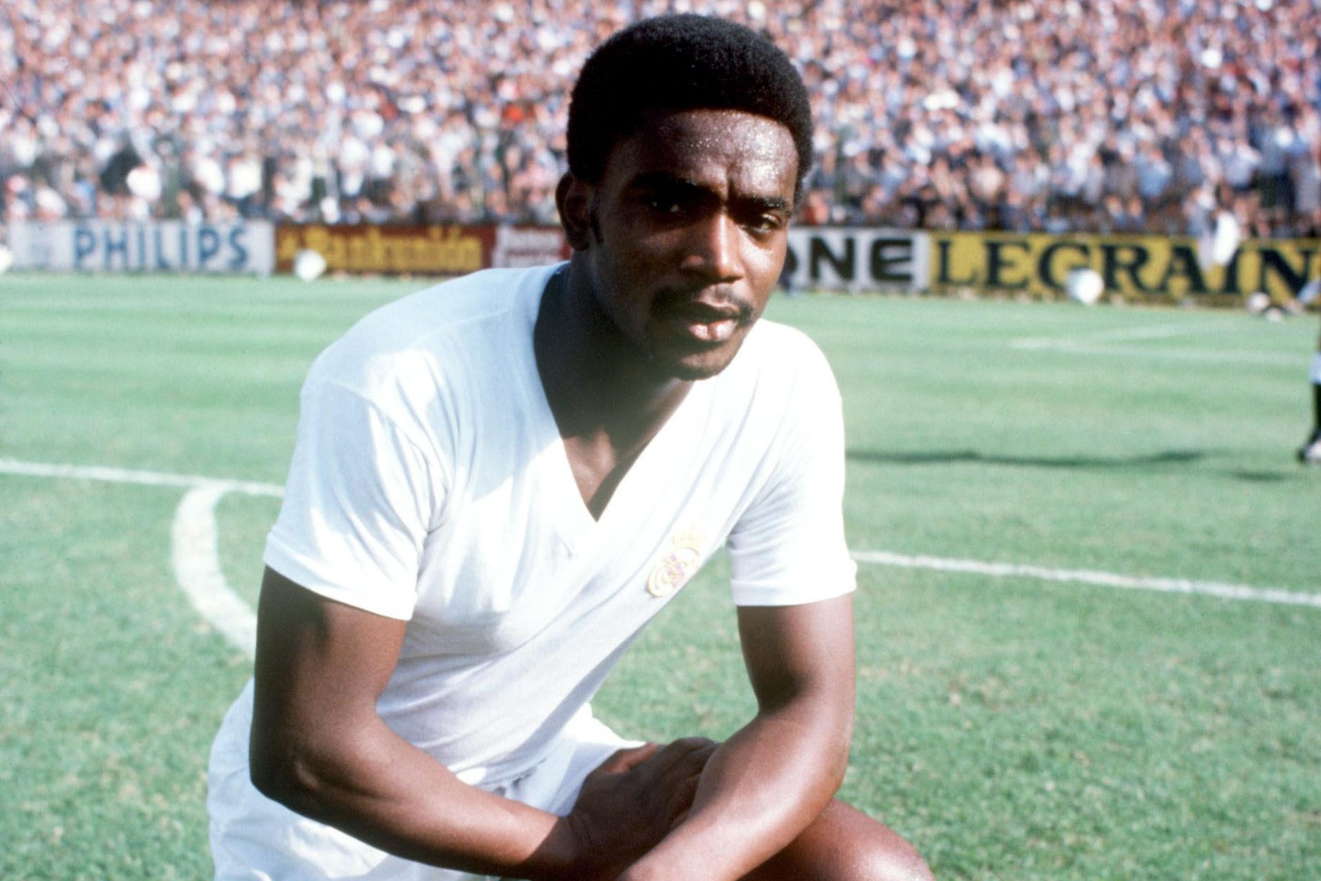 La trágica historia de Laurie Cunningham, el icono contra el racismo que brilló en el Real Madrid de los 80