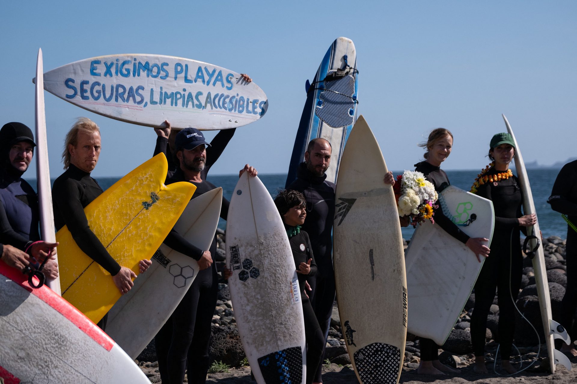 Surfer demonstrieren