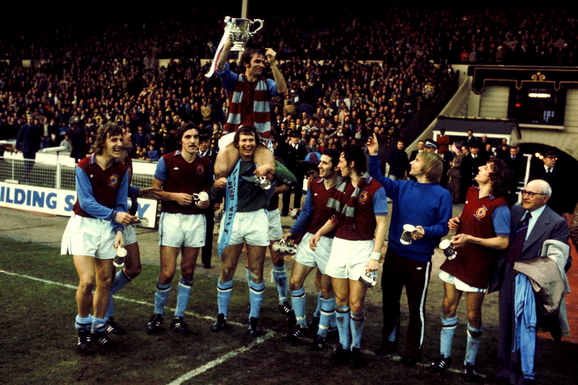 Winning the 1975 League Cup