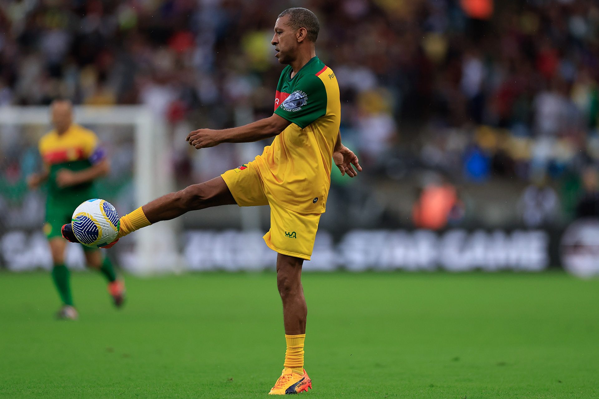 Se unió a la selección brasileña de de fútbol-indoor