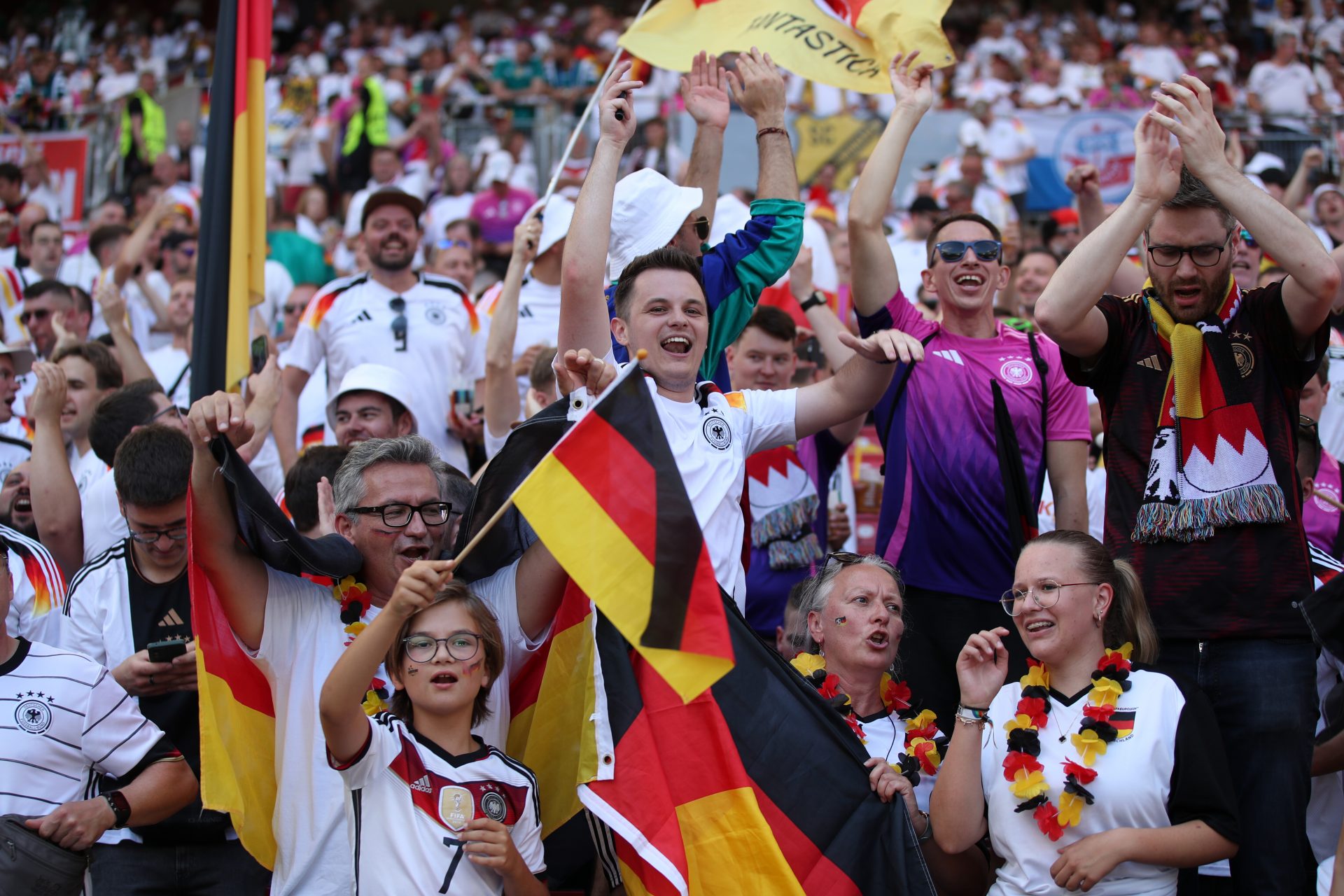 Did German police really advise Euro 2024 fans to consume cannabis over alcohol?