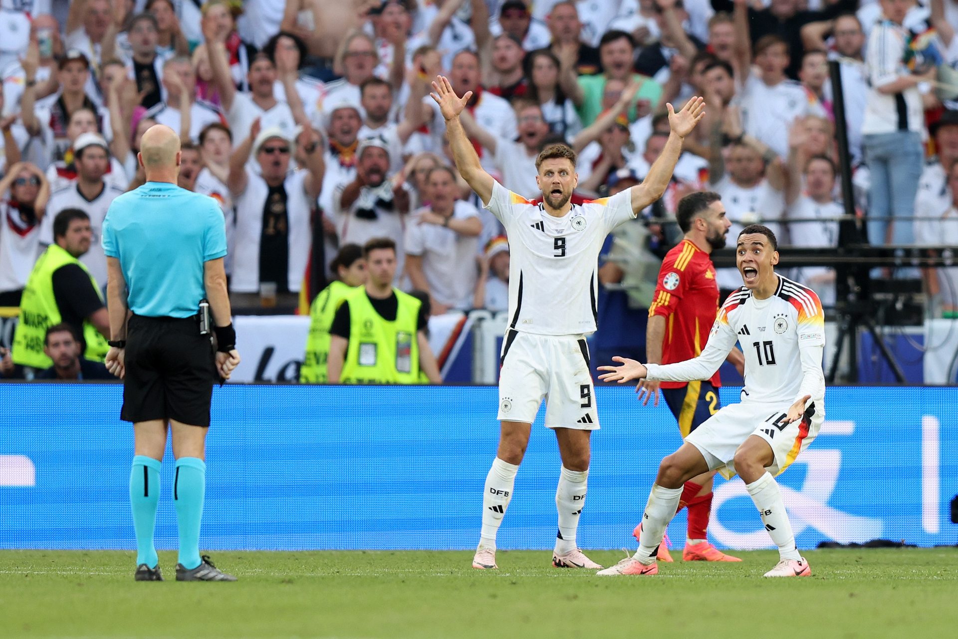El 'timo' de la Eurocopa: Alemania clama por el 'robo' de España