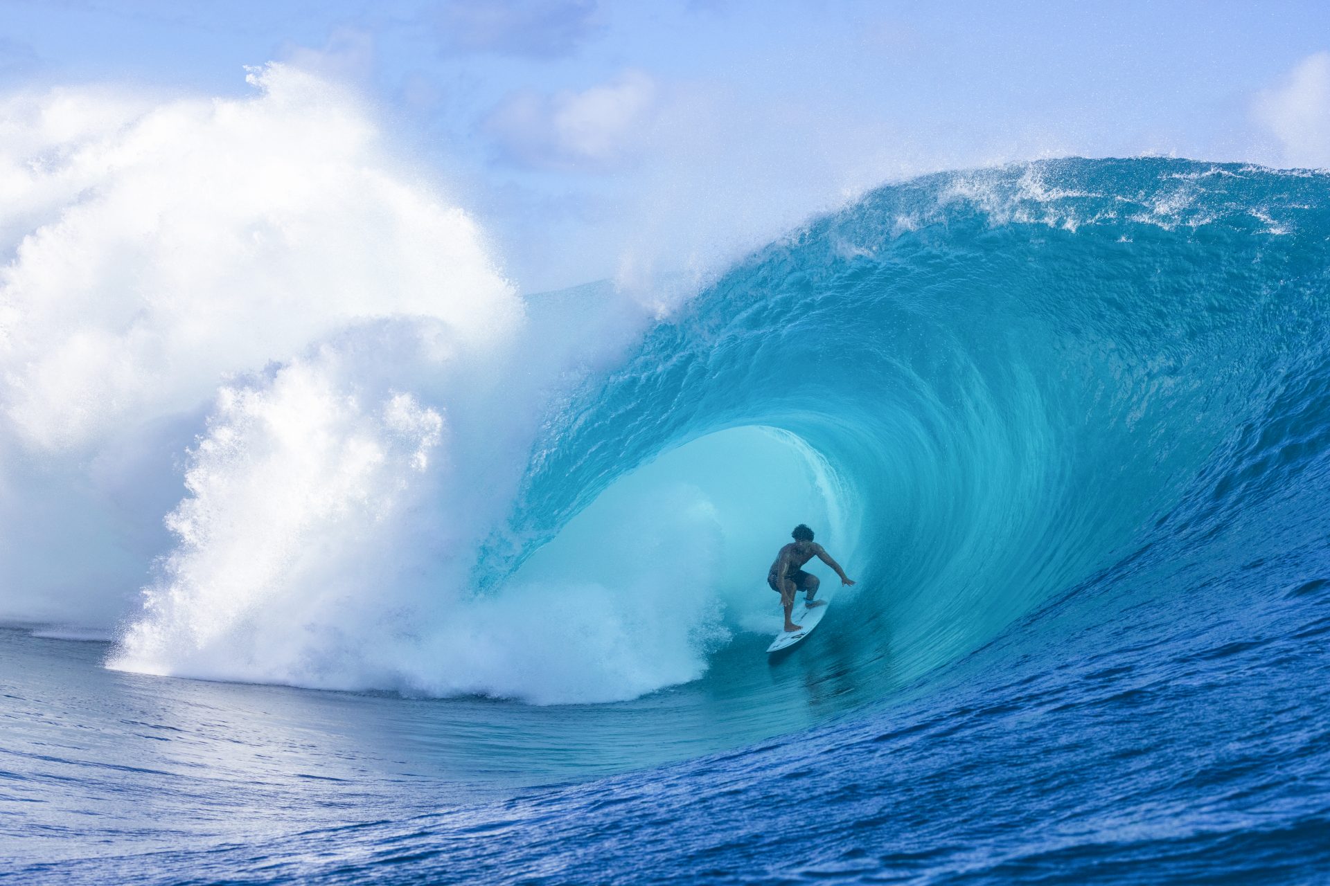 Surfer Matahi Drollet challenged the President of Polynesia