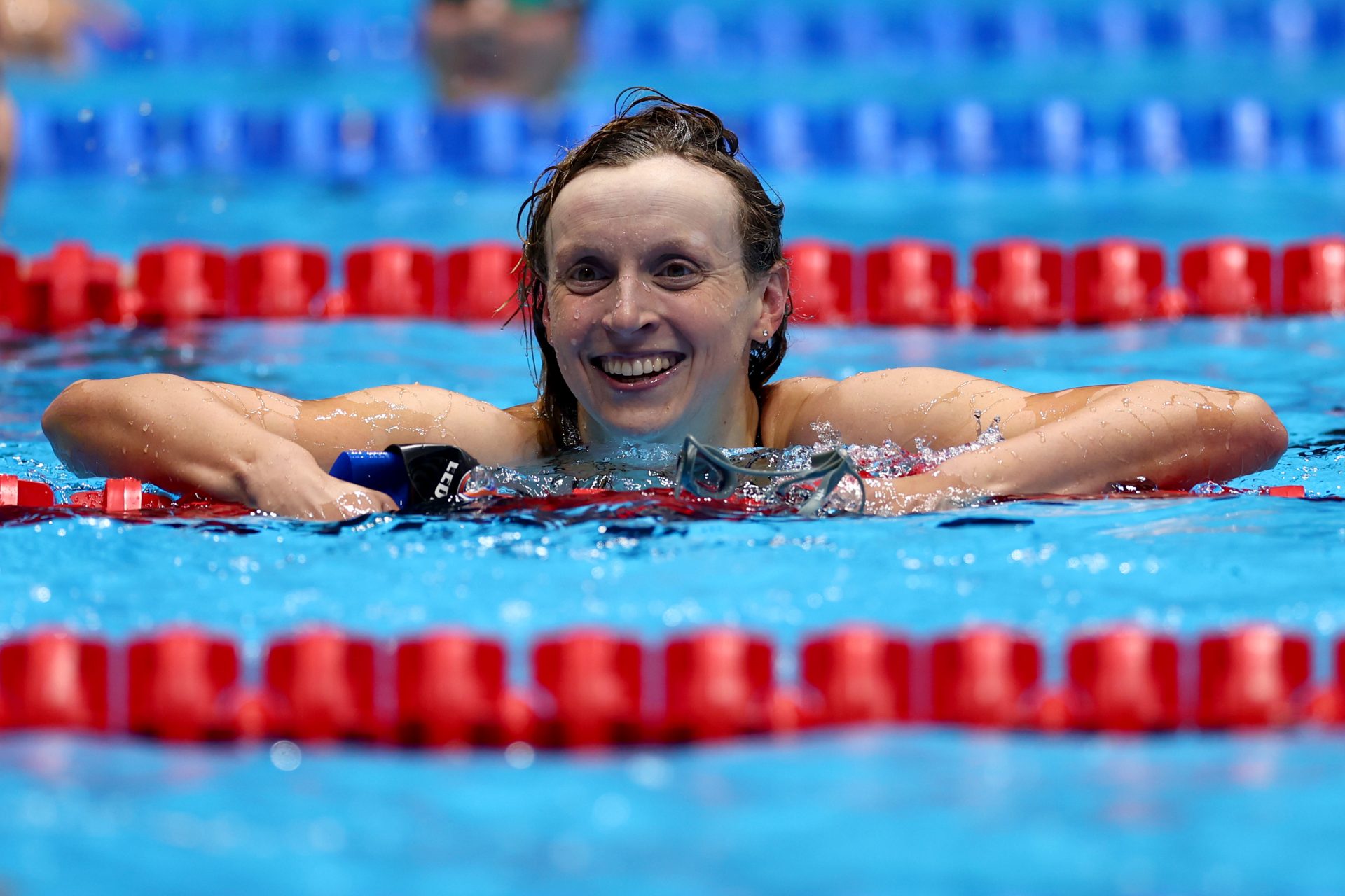 'USA! USA! USA!': American fans mock Australian swimmers