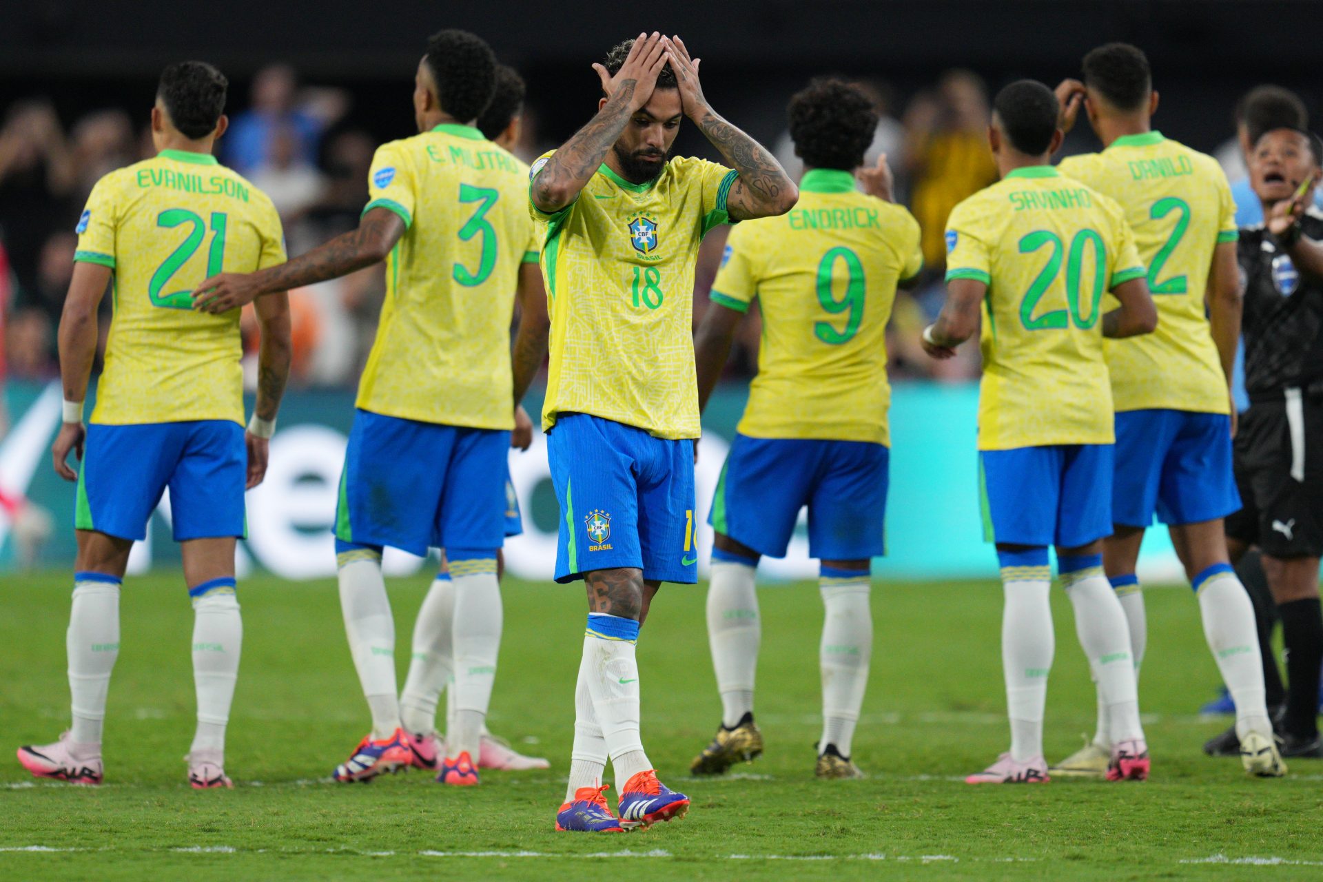 Para onde foi o futebol do Brasil?
