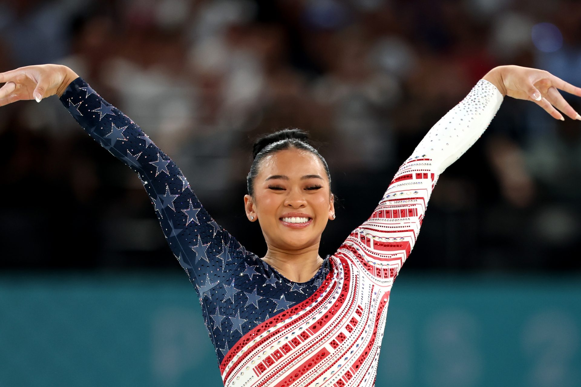 Suni Lee: a ginasta medalhista em Paris com uma doença incurável