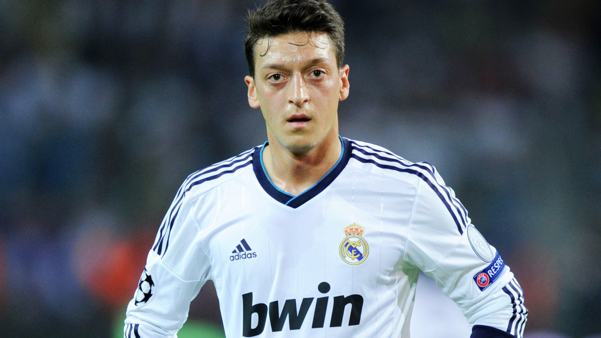 Mesut Özil ya no es así: el tremendo cambio del ex del Real Madrid del que todos hablan