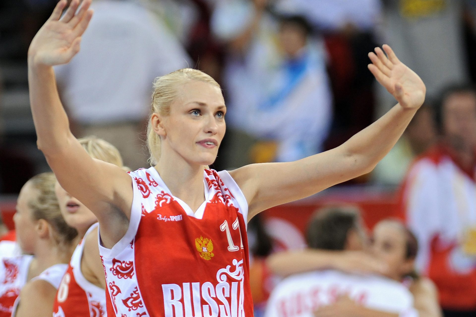 What happened to 6’8” WNBA star Maria Stepanova?