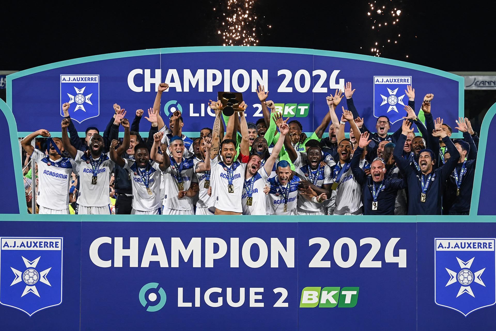 Percibirán otros 40 millones por los derechos de la Ligue 2