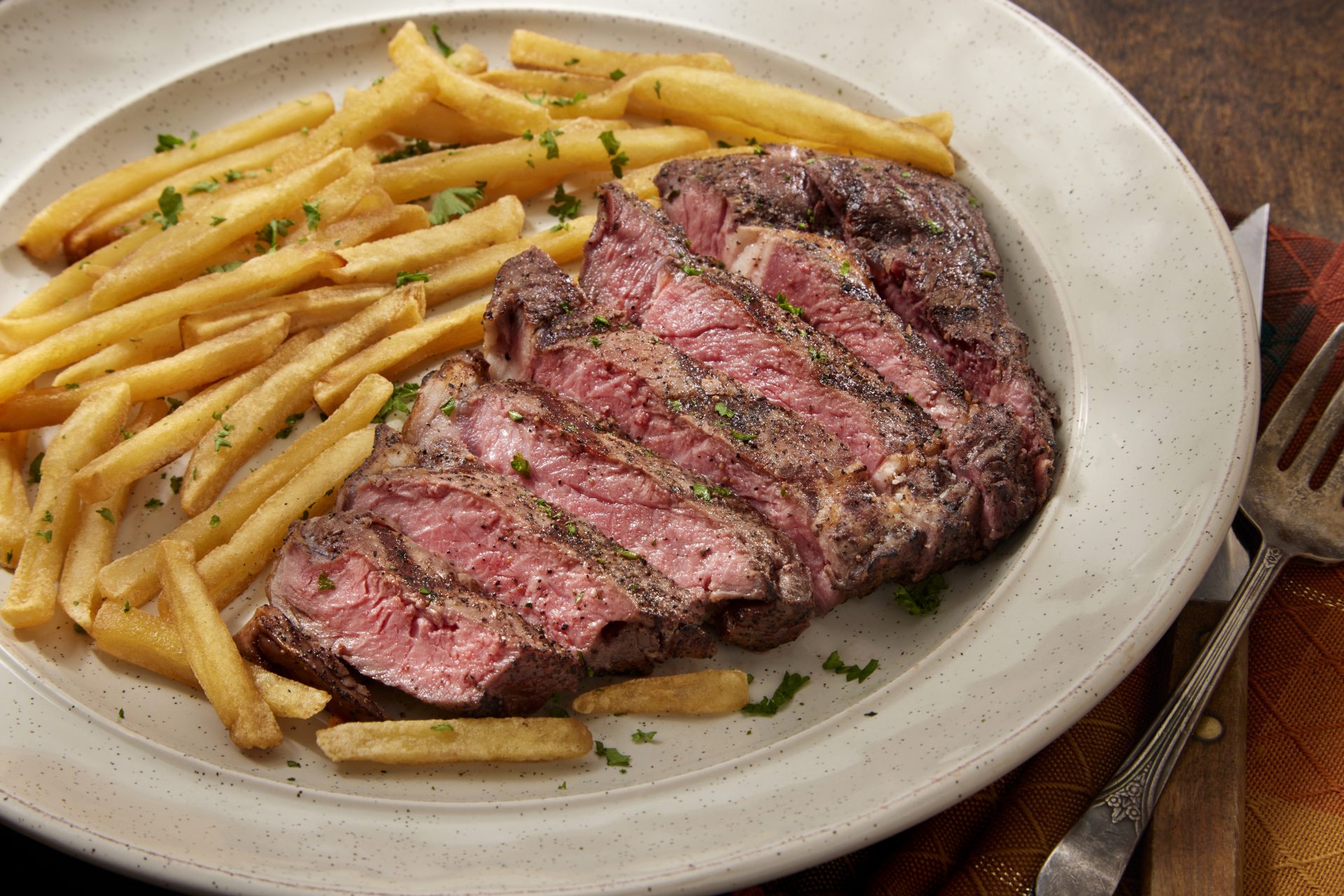 Ein hinterhältiges Steak mit Pommes 