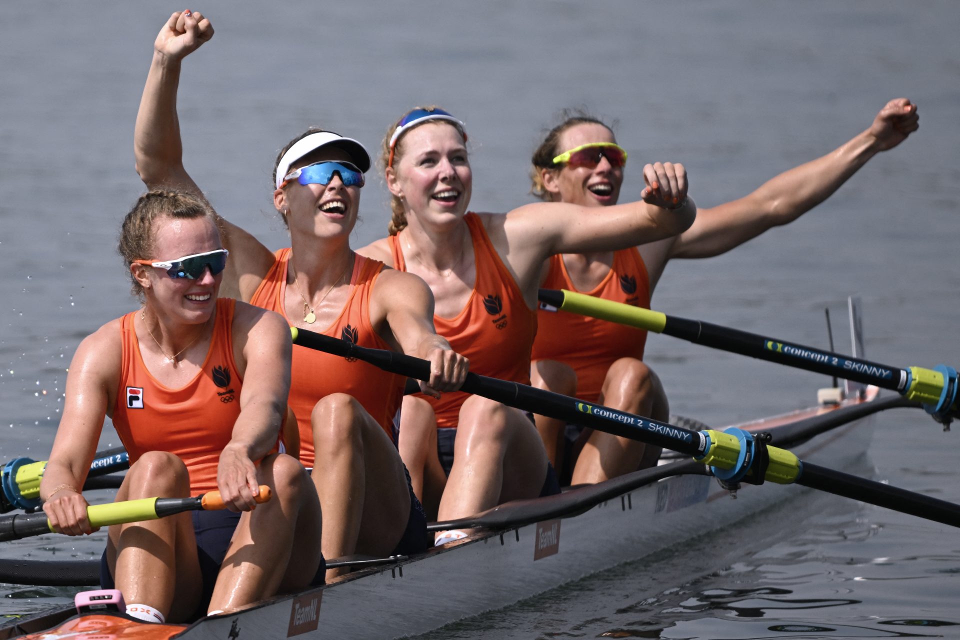 14. Marloes Oldenburg, Hermijntje Drenth, Tinka Offereins en Benthe Boonstra