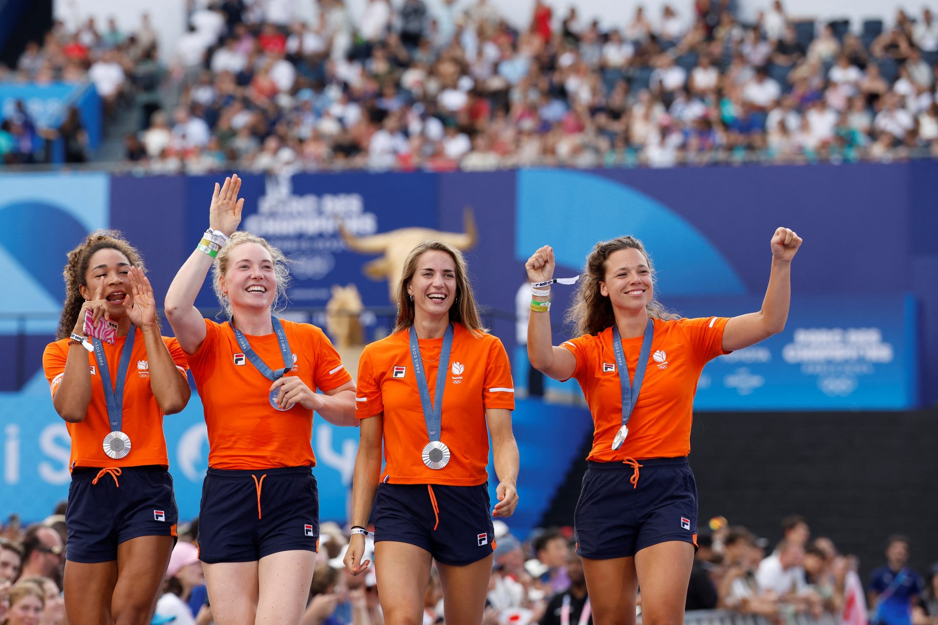 ZILVER- Roeien: Dubbelvier - vrouwen