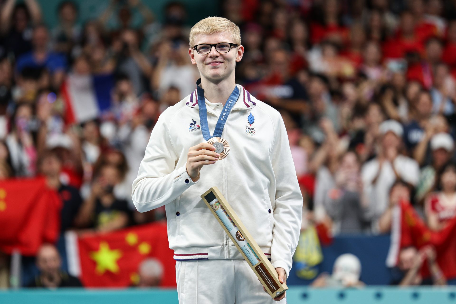 Médaille de bronze : Félix Lebrun - Tennis de table 