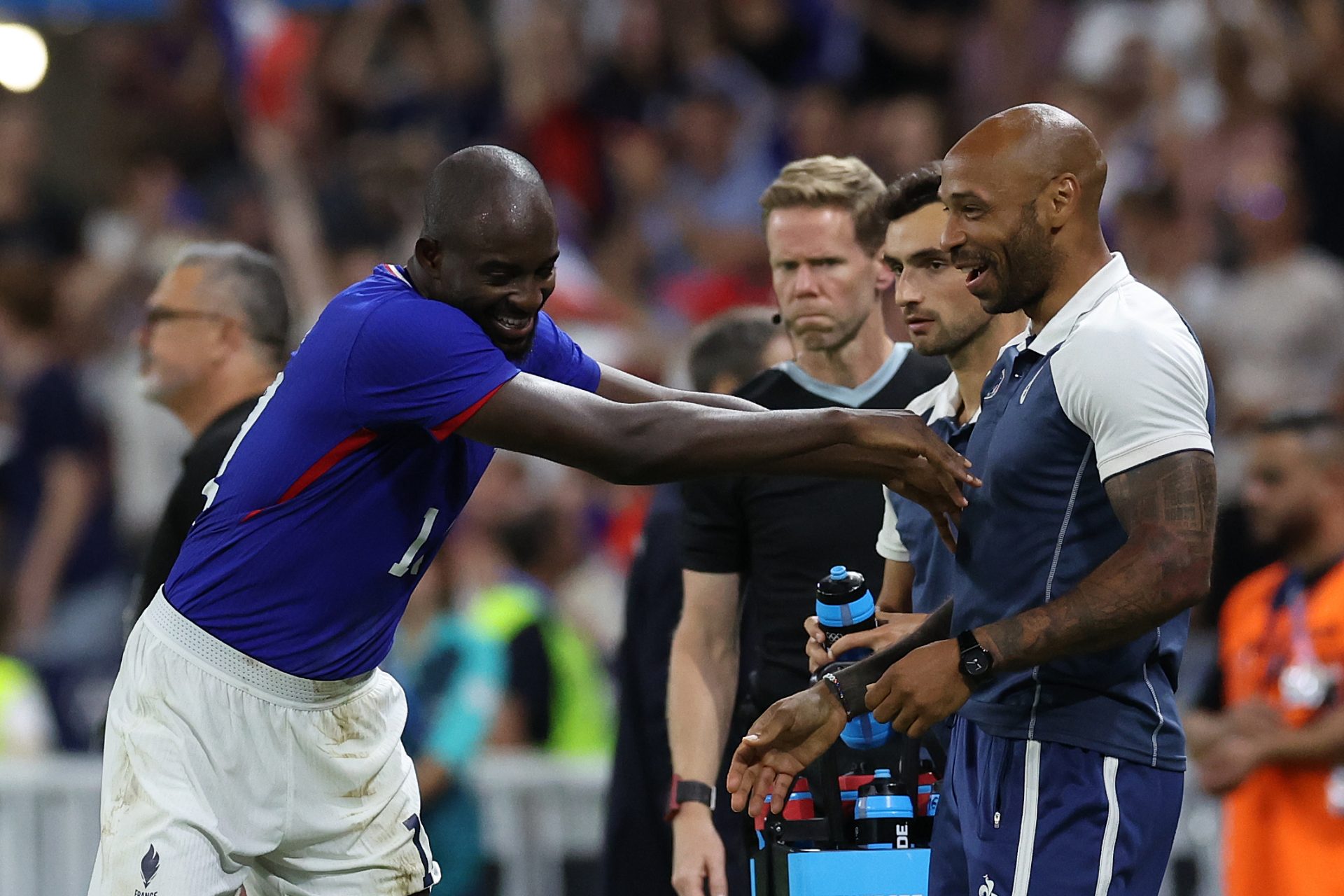 サッカーU-23フランス代表監督ティエリ・アンリ：かつて苦しんだ「うつ」の経験を語る