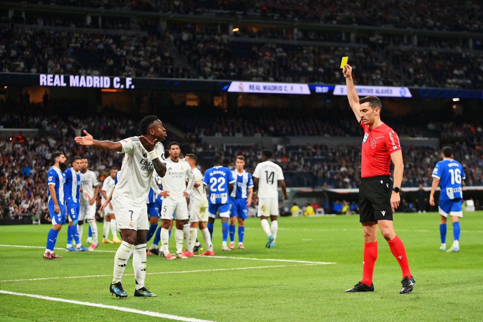 ¿Existe un doble rasero a la hora de arbitrar al Real Madrid?