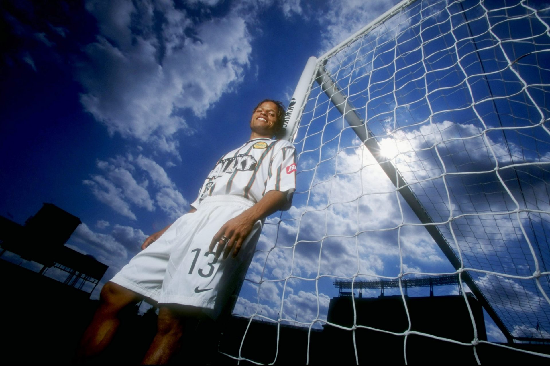 Inspiración para jóvenes futbolistas afroamericanos