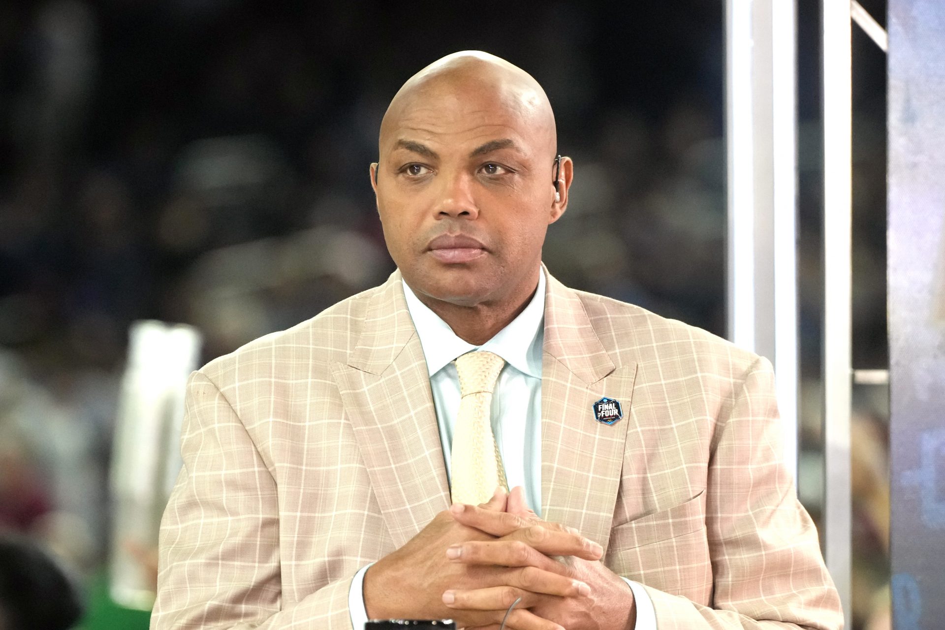 Charles Barkley blasts media for playing race card in Tyreek Hill’s detainment