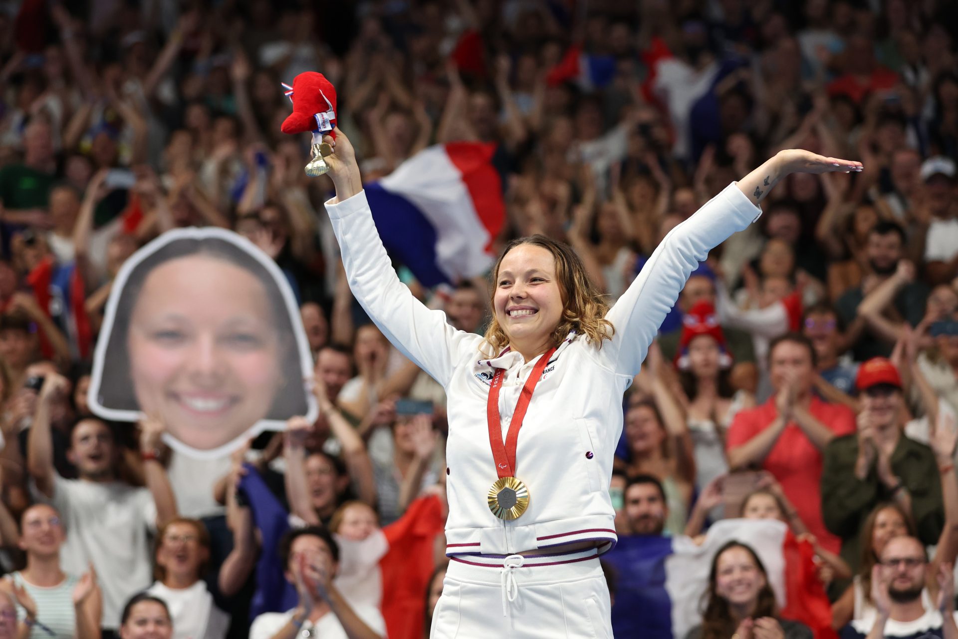 Médaille d'or : Emeline Pierre - Para natation 100m NL S10