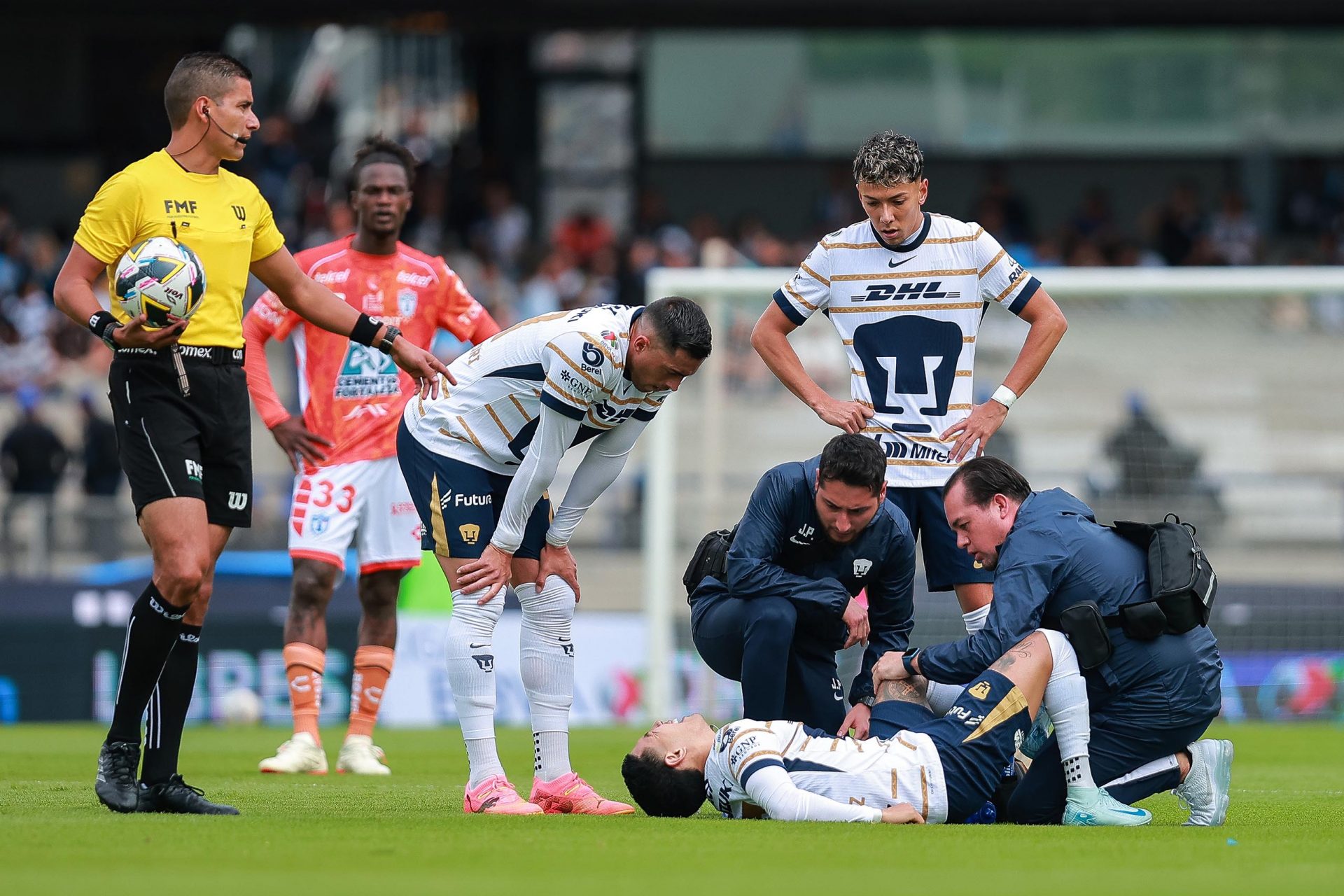 Rotura del ligamento cruzado de su pierna izquierda