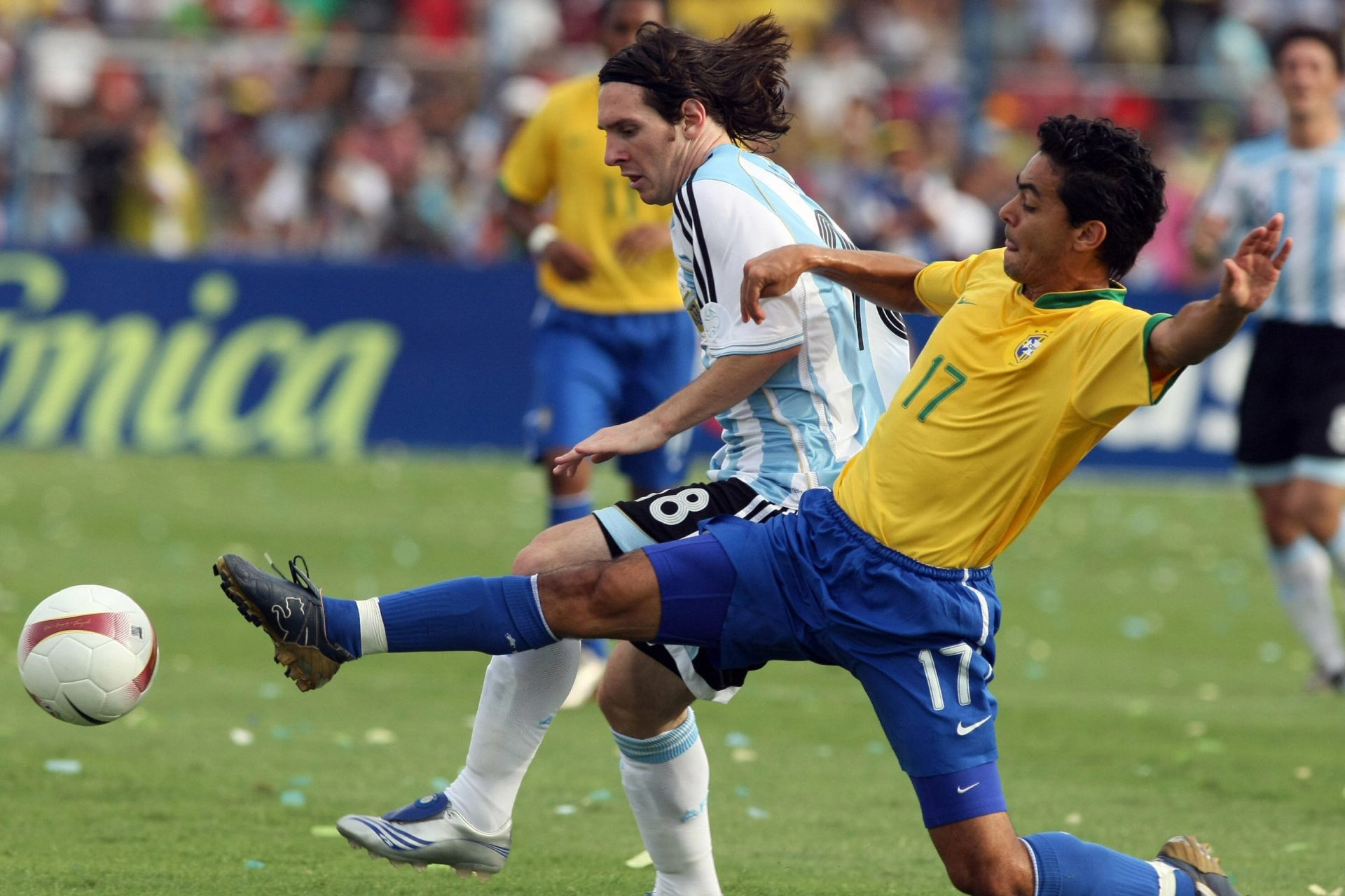 De poco sirvió la presencia de Messi contra Brasil