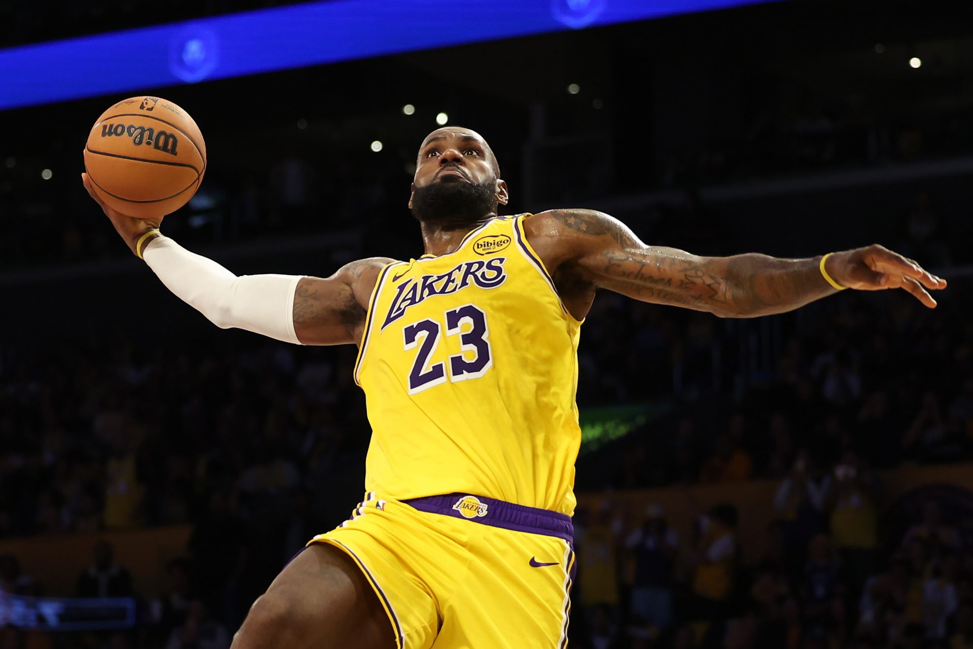 LeBron still looking unstoppable: NBA's Western Conference grade rankings Week 1