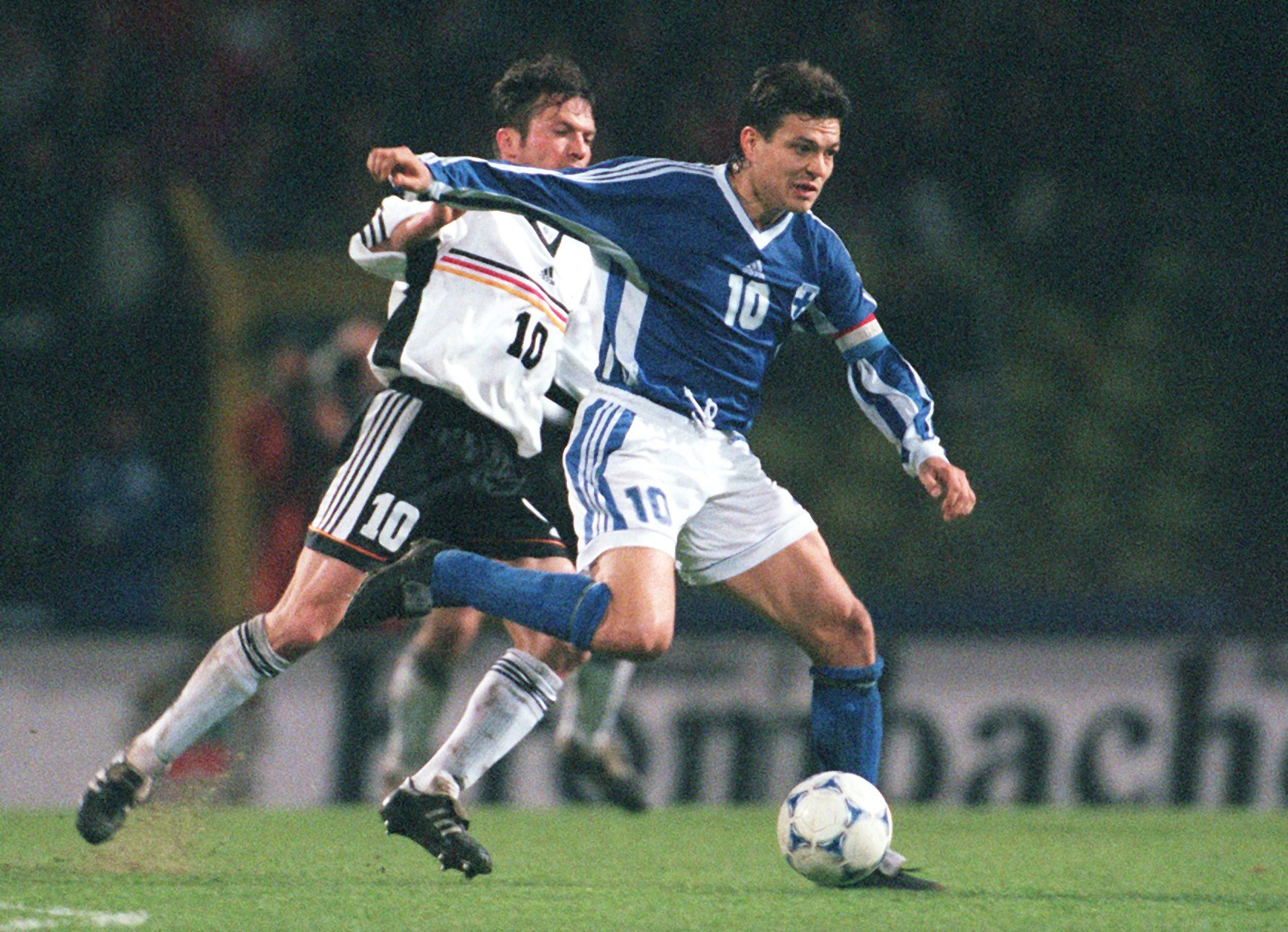 Finland (Jari Litmanen) 