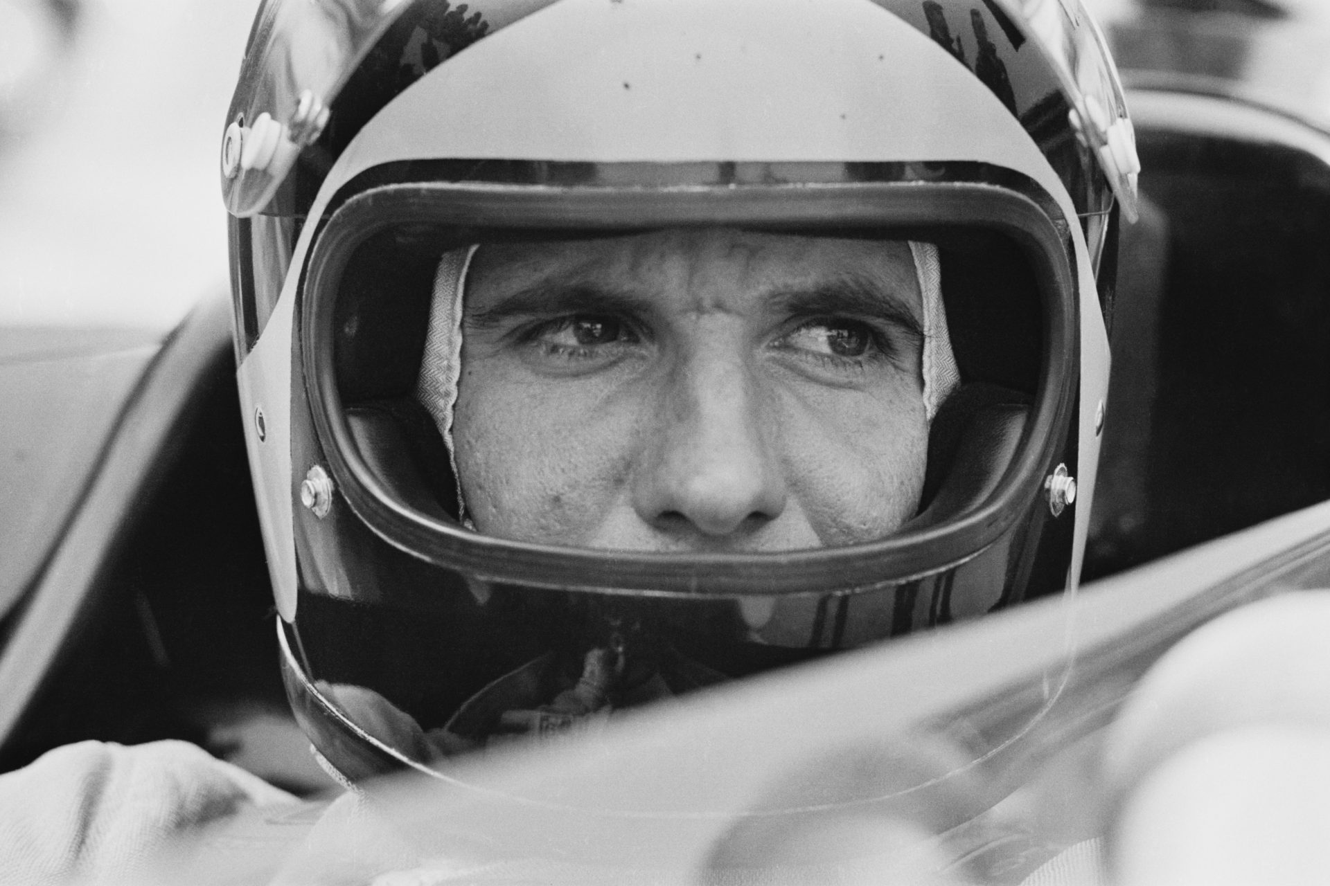 22. Denny Hulme