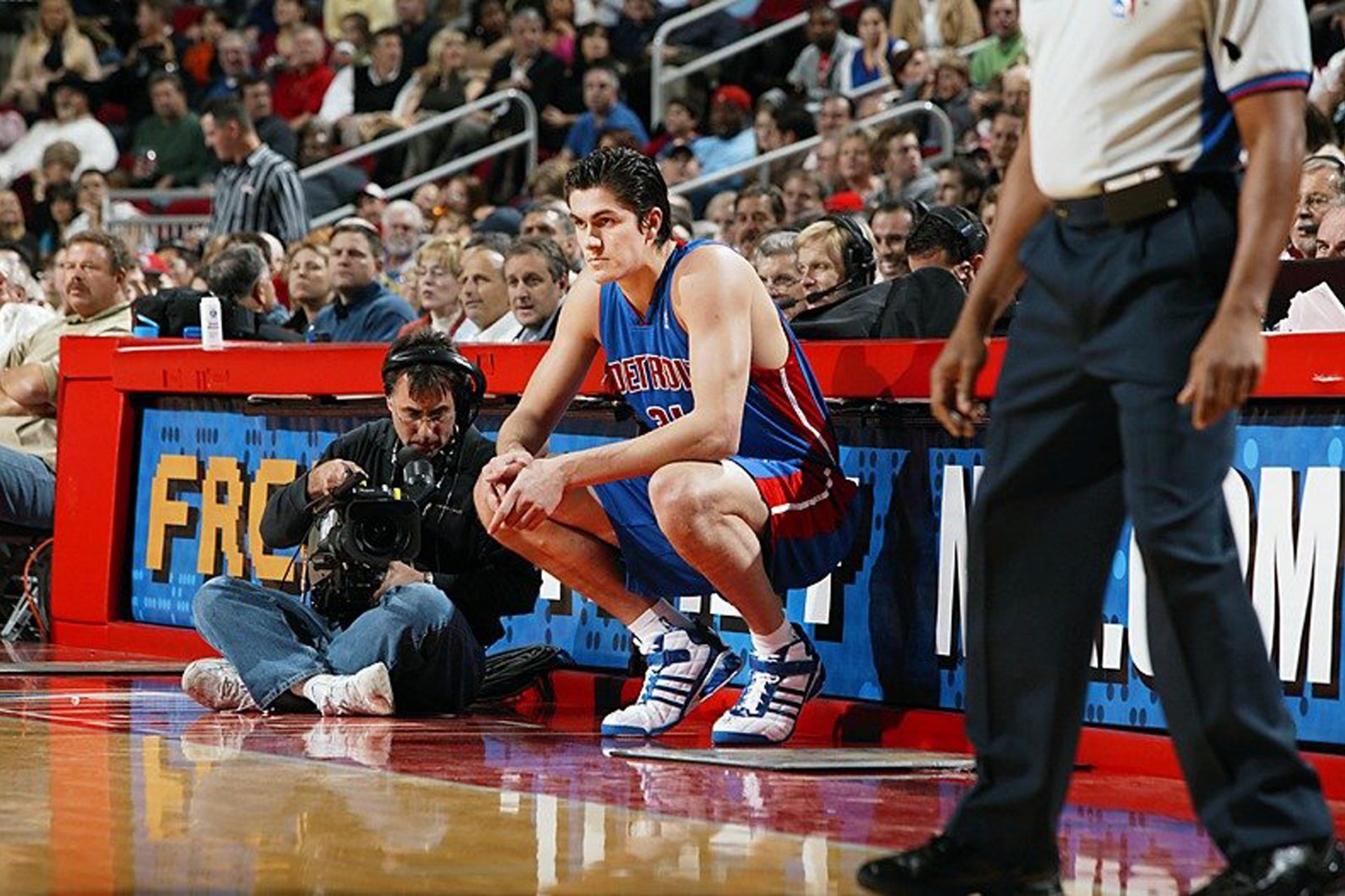 Darko Milicic (18 years, 133 days) 