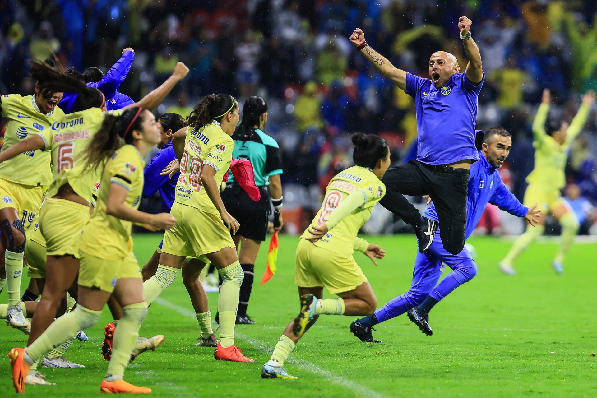 Final y campeón con acento español