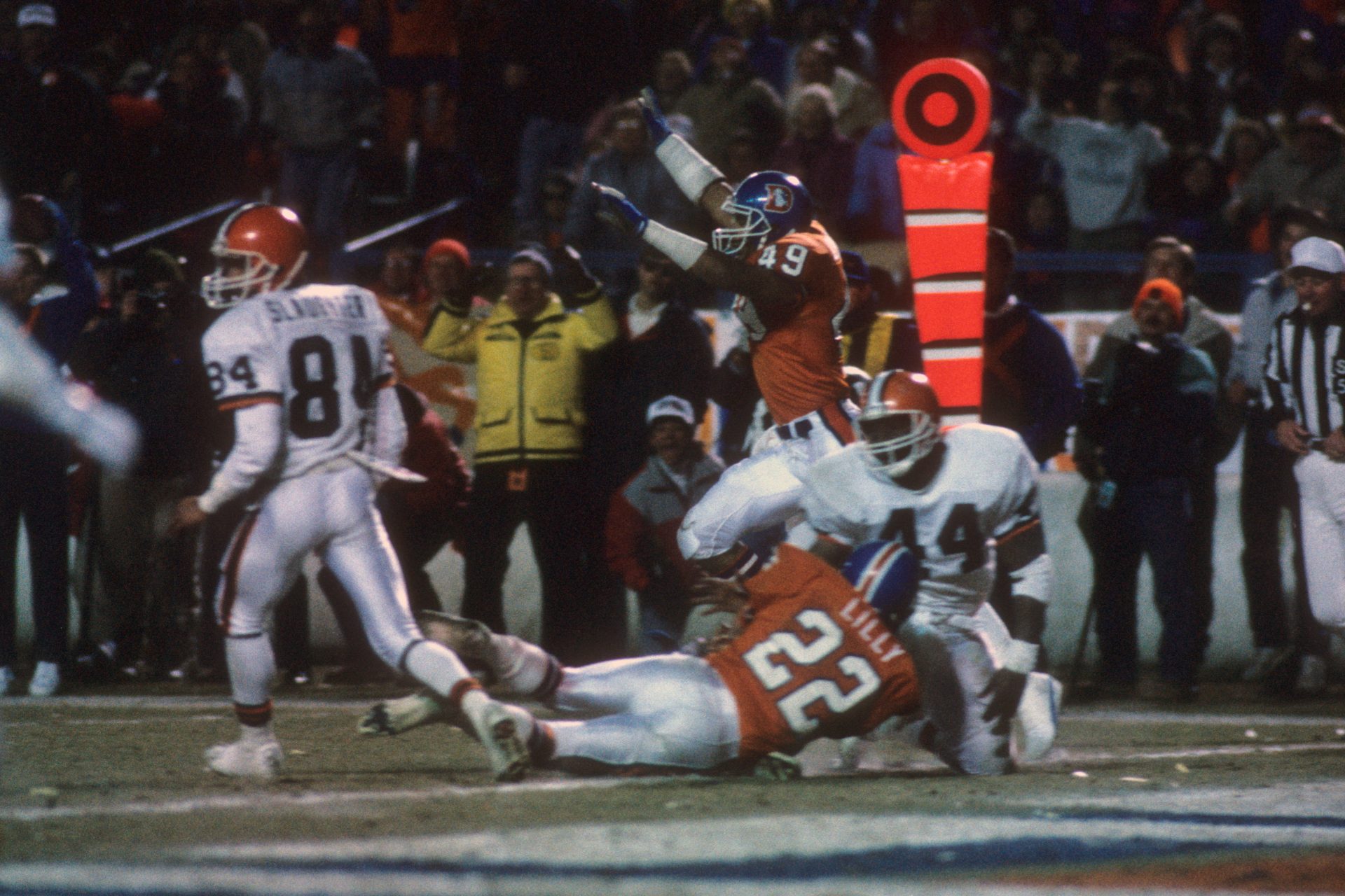 (2) Earnest Byner ‘The Fumble’ 