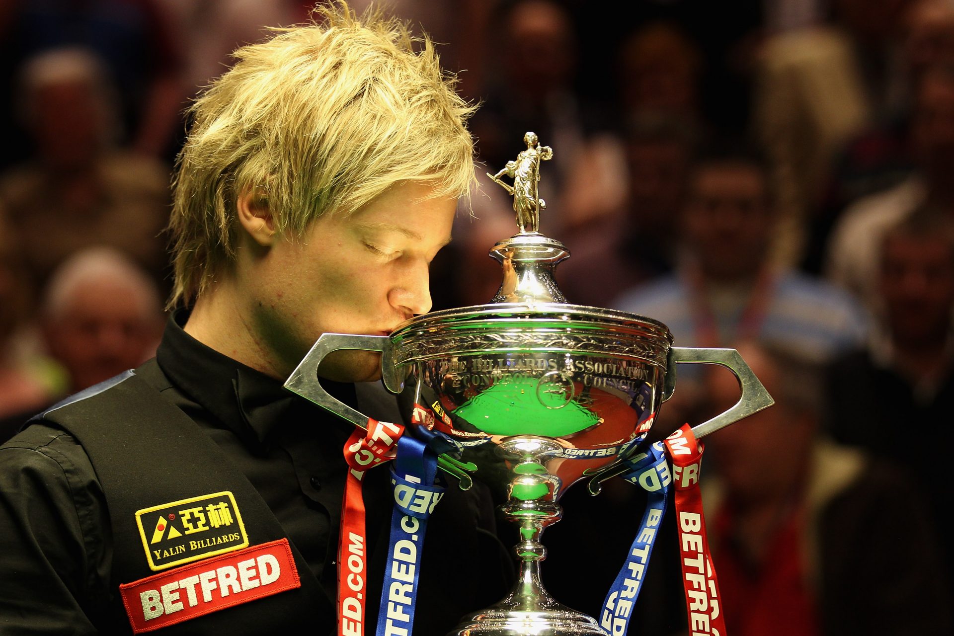 (12) Neil Robertson