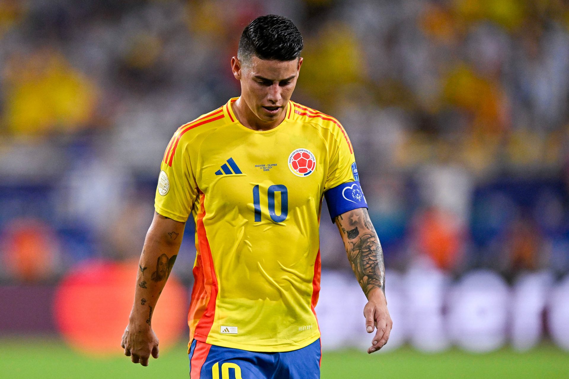 Sin piedad con James Rodríguez: el escandaloso fichaje en México que ha enfadado a Colombia