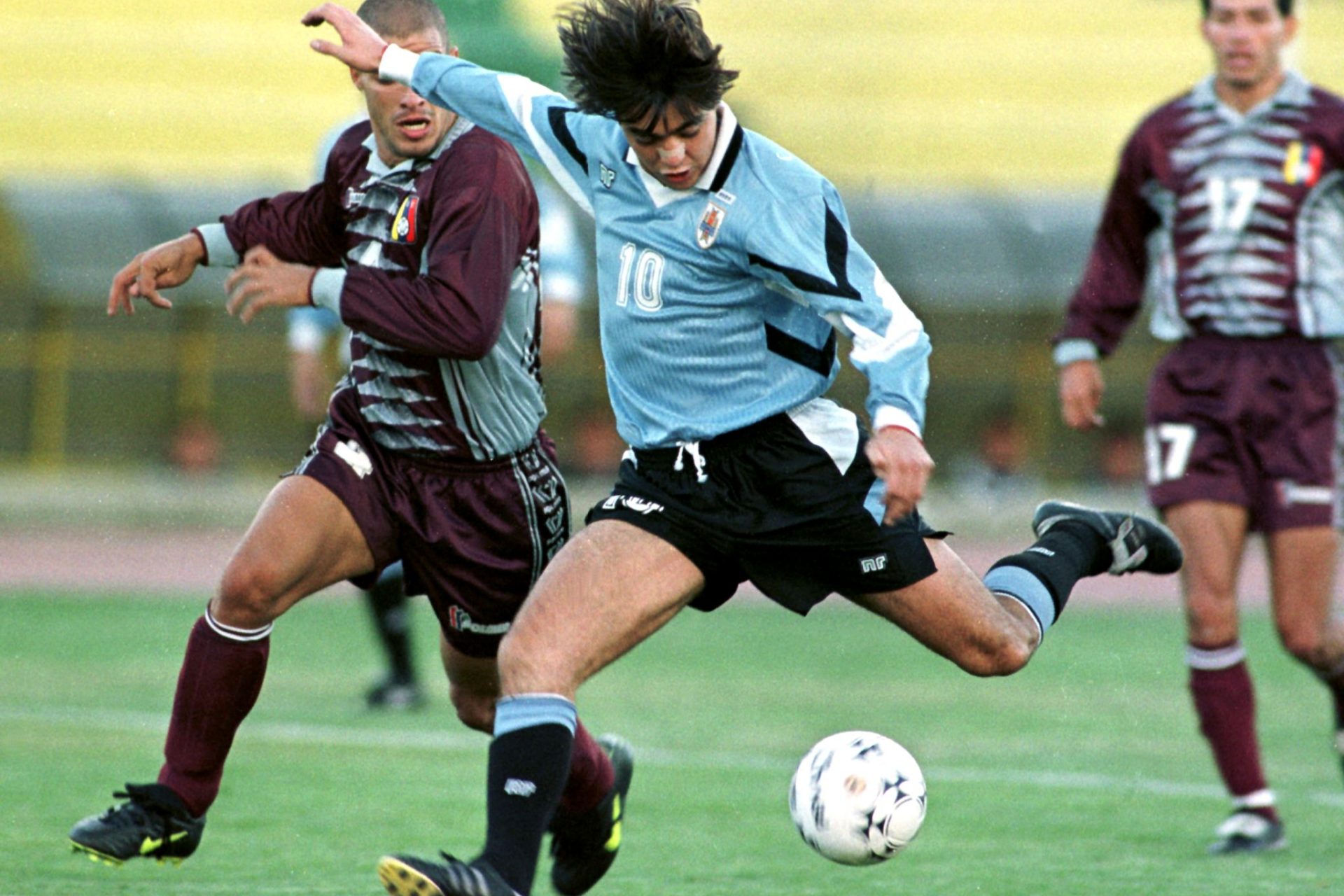 15. Álvaro Recoba (Uruguay)