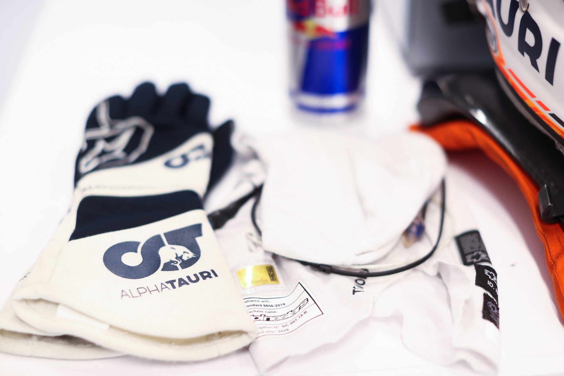 9. Drivers’ gloves track their vital signs