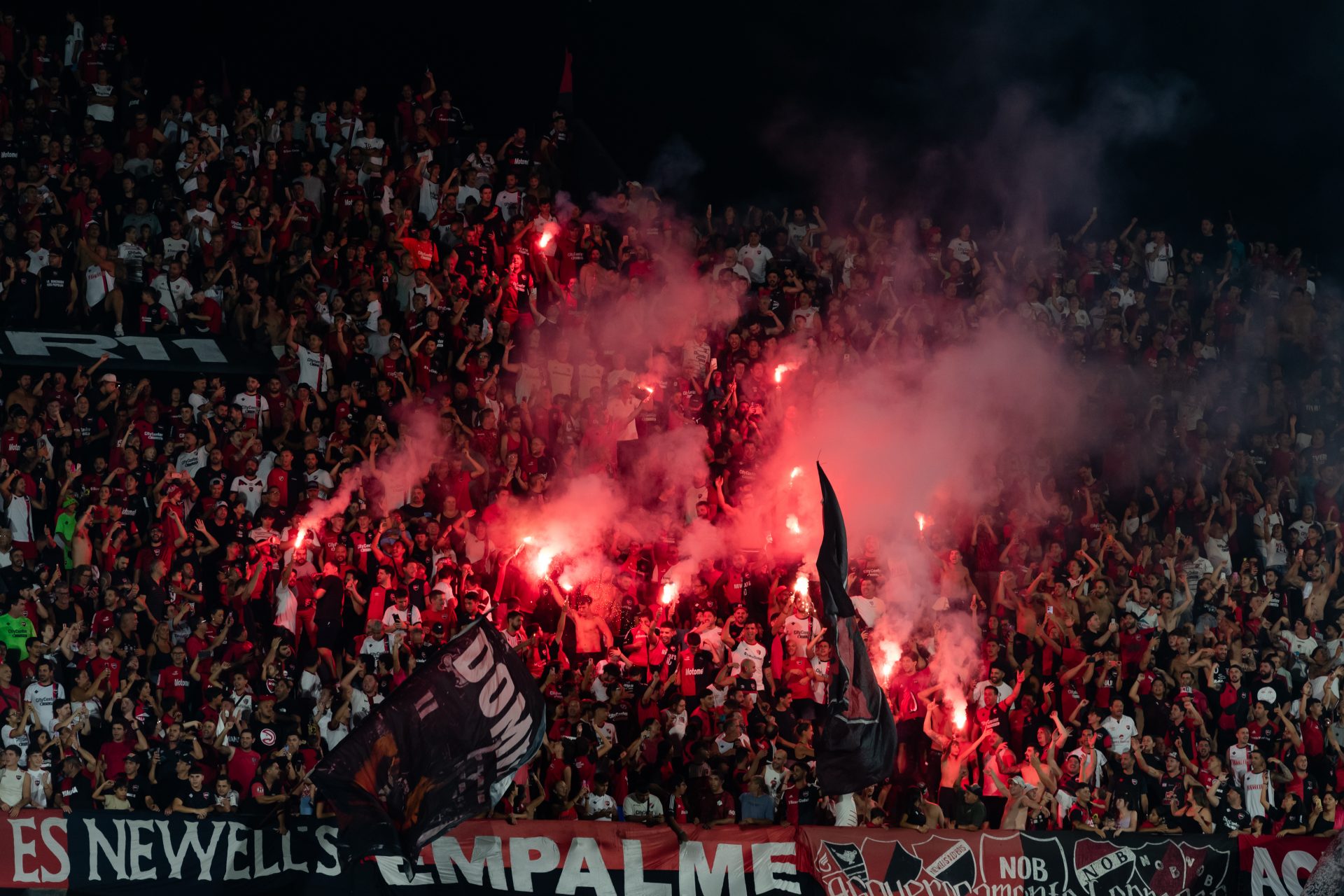 (11) Newell's Old Boys